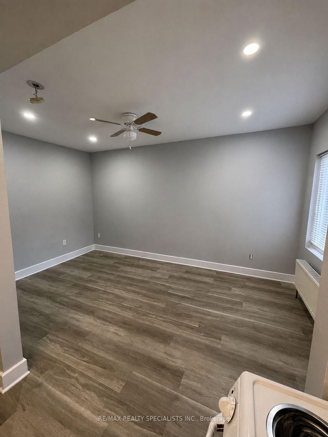 Photo 29 of 1659 Gerrard Street E, Toronto, Woodbine Corridor — HOMEH
