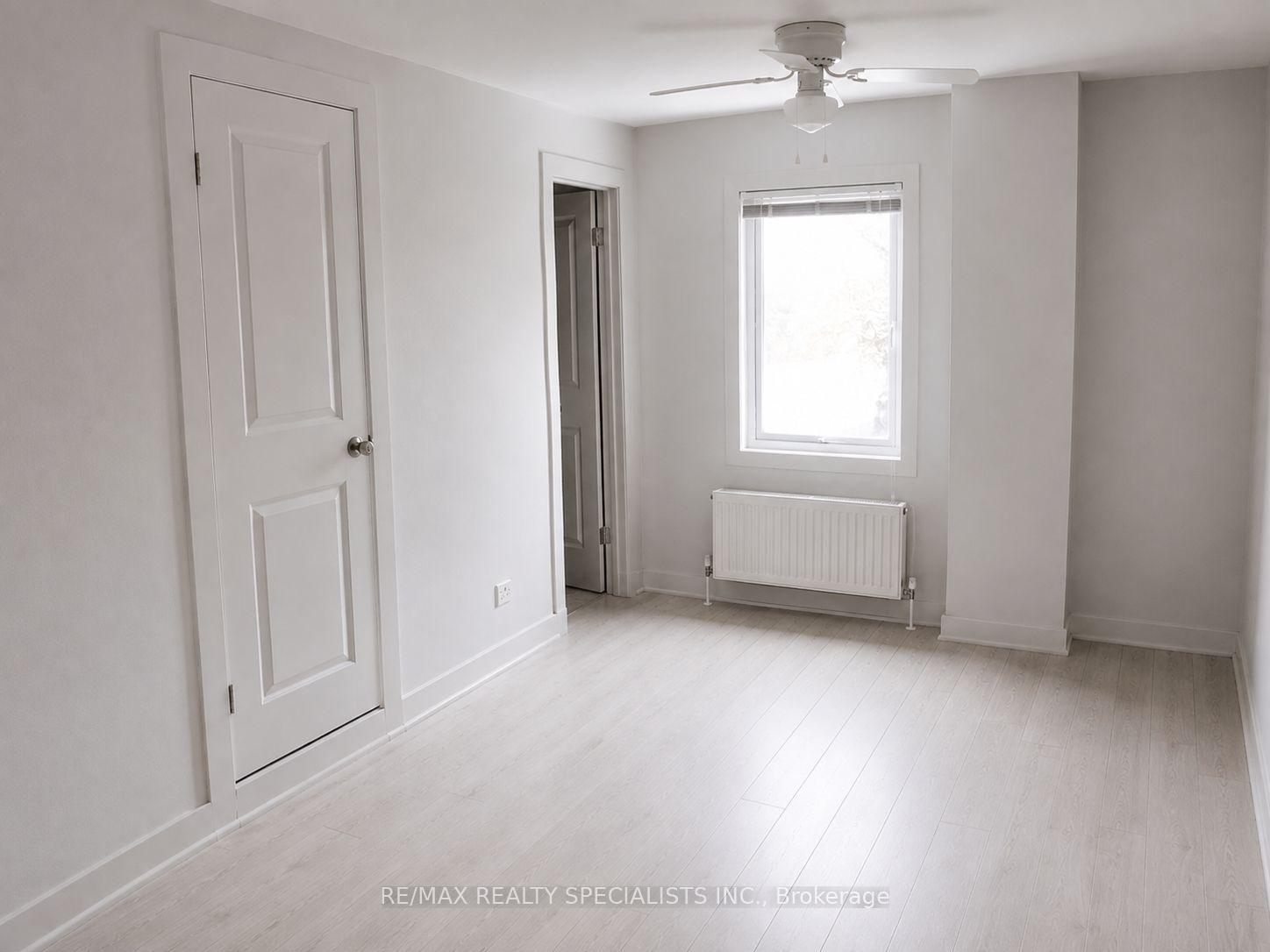 Photo 33 of 1659 Gerrard Street E, Toronto, Woodbine Corridor — HOMEH