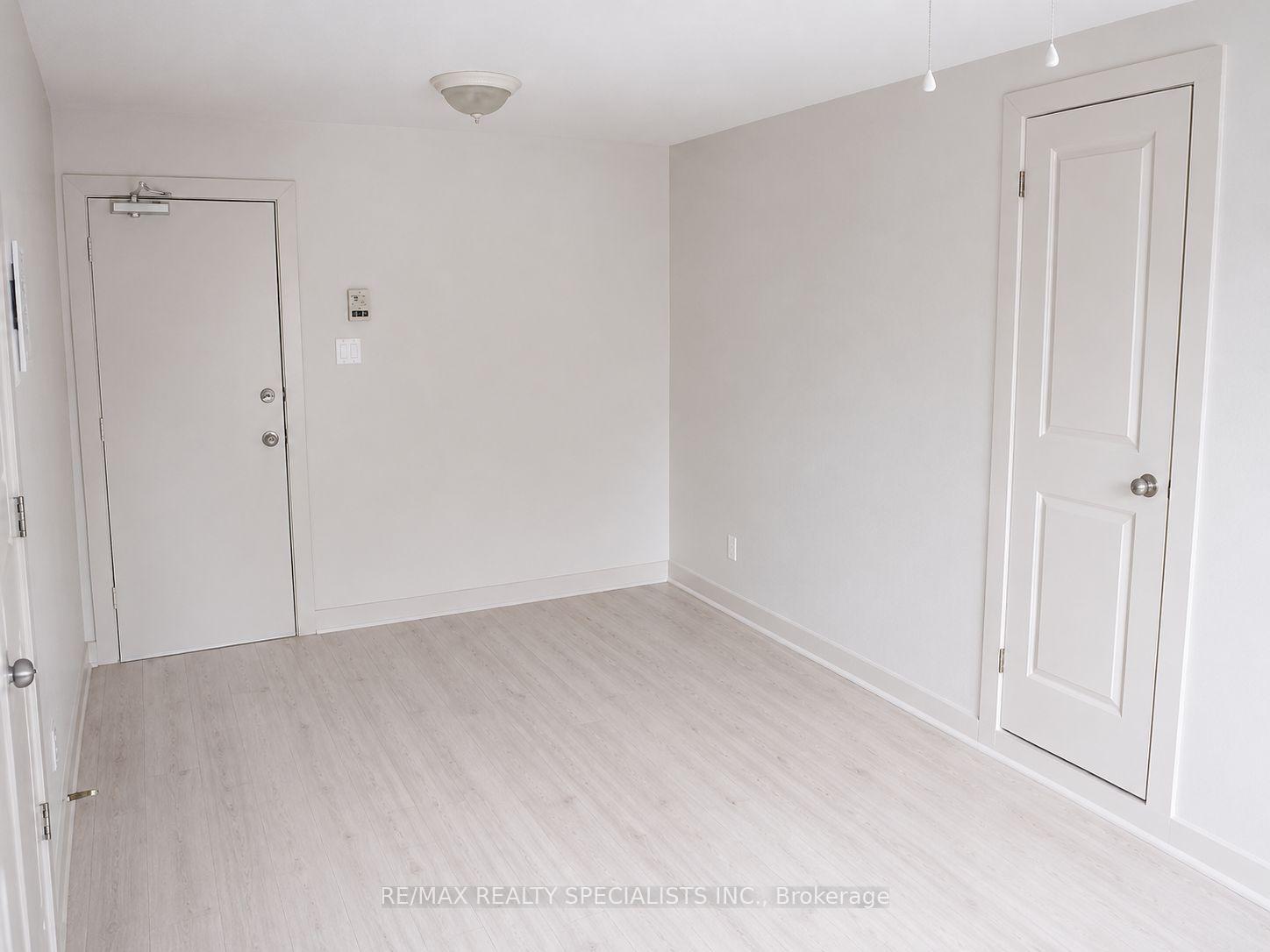 Photo 35 of 1659 Gerrard Street E, Toronto, Woodbine Corridor — HOMEH