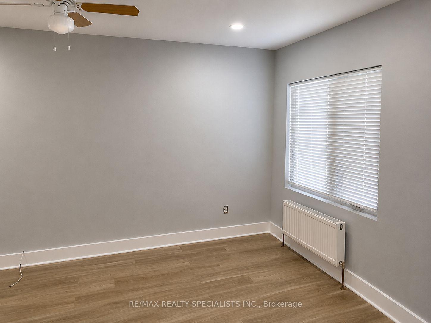 Photo 38 of 1659 Gerrard Street E, Toronto, Woodbine Corridor — HOMEH