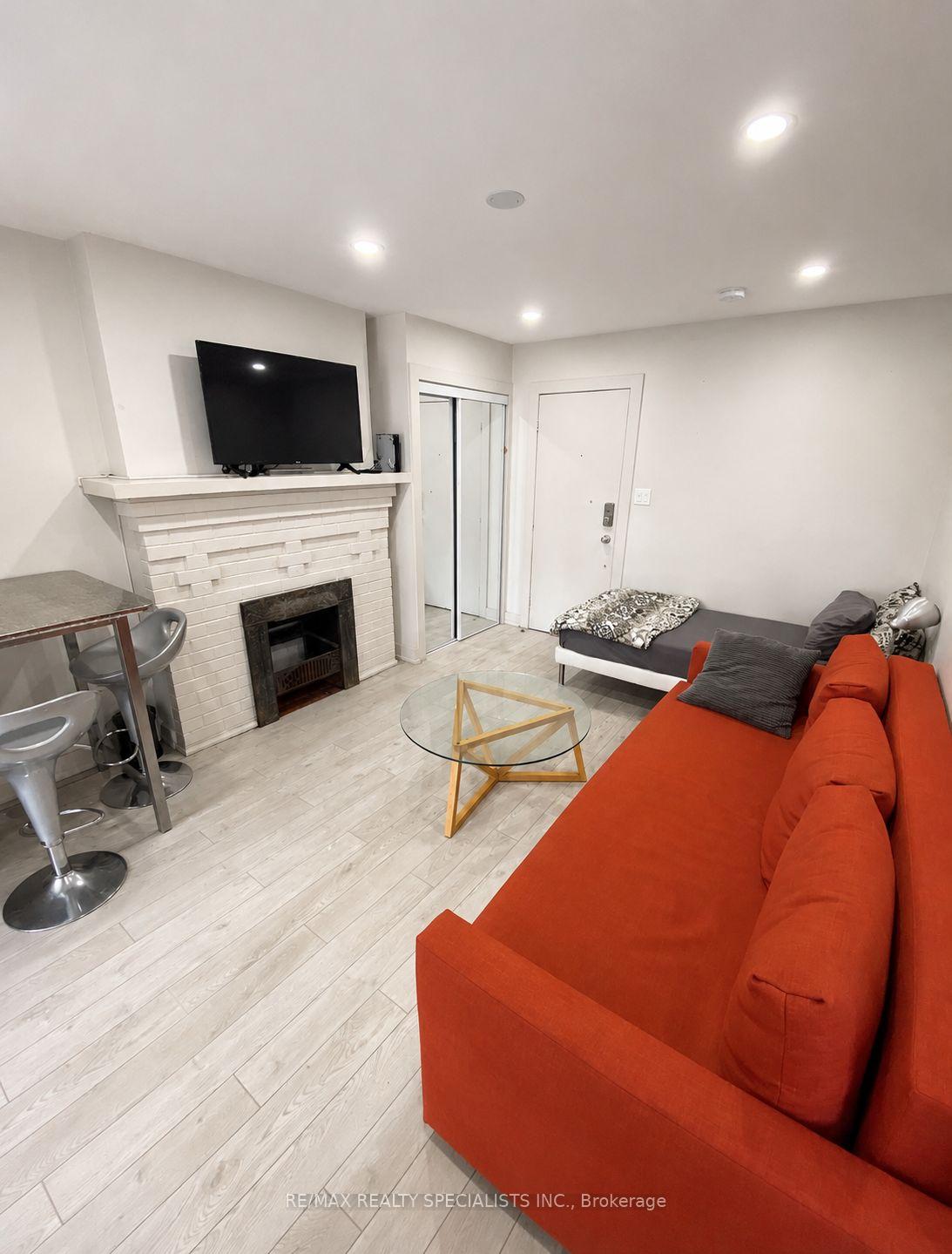 Photo 61 of 1659 Gerrard Street E, Toronto, Woodbine Corridor — HOMEH