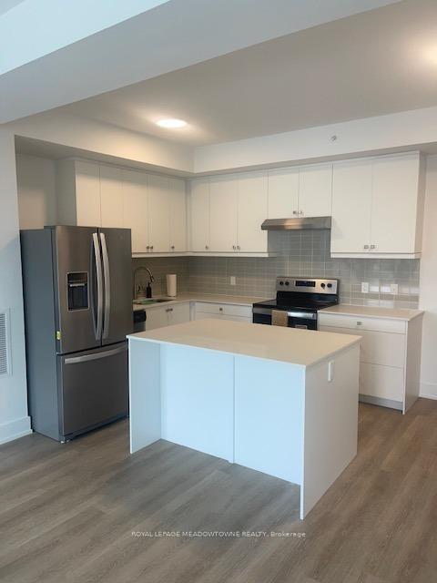 Photo 13 of Unit 403, 19B West Street, Kawartha Lakes, Fenelon Falls — HOMEH