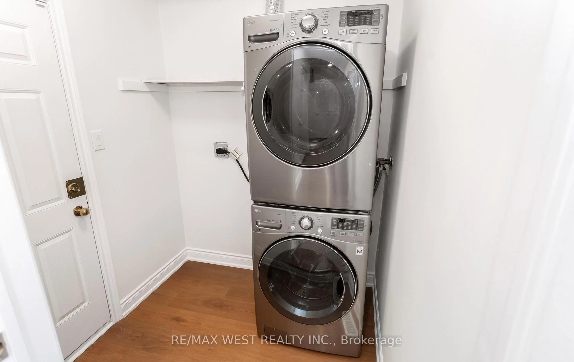 Photo 100 of 5239 Bushelgrove Circle, Mississauga, Central Erin Mills — HOMEH