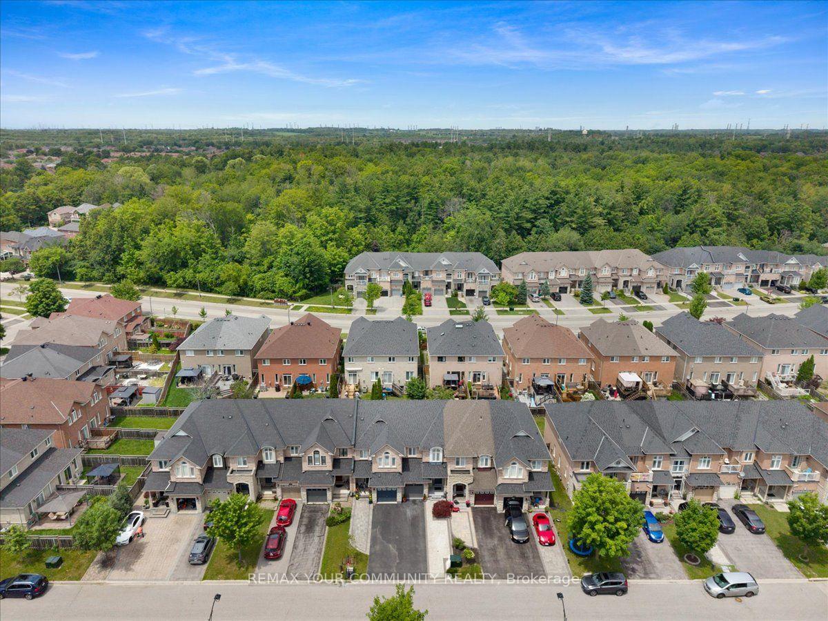 Photo 40 of 1941 Treetop Way, Pickering, Highbush — HOMEH