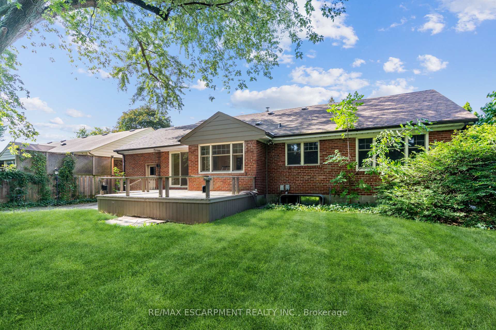 Photo 10 of Unit Main, 1497 Park Royale Boulevard, Mississauga, Lakeview — HOMEH