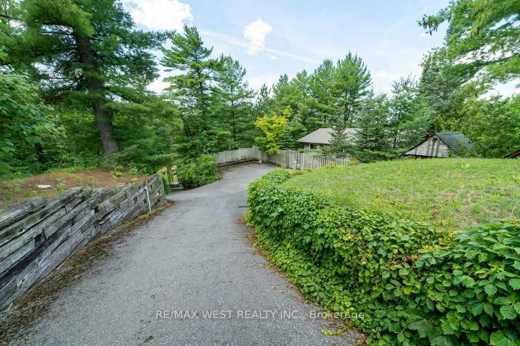 Photo 19 of 29 Milton Street, Tiny, Rural Tiny — HOMEH