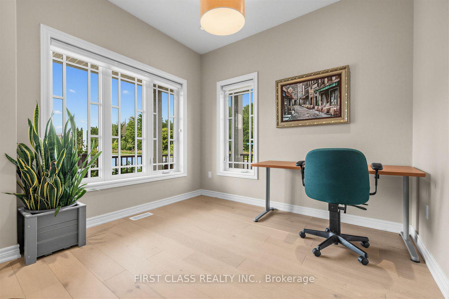 Photo 4 of 2 Pennell Drive, Barrie, Ardagh — HOMEH
