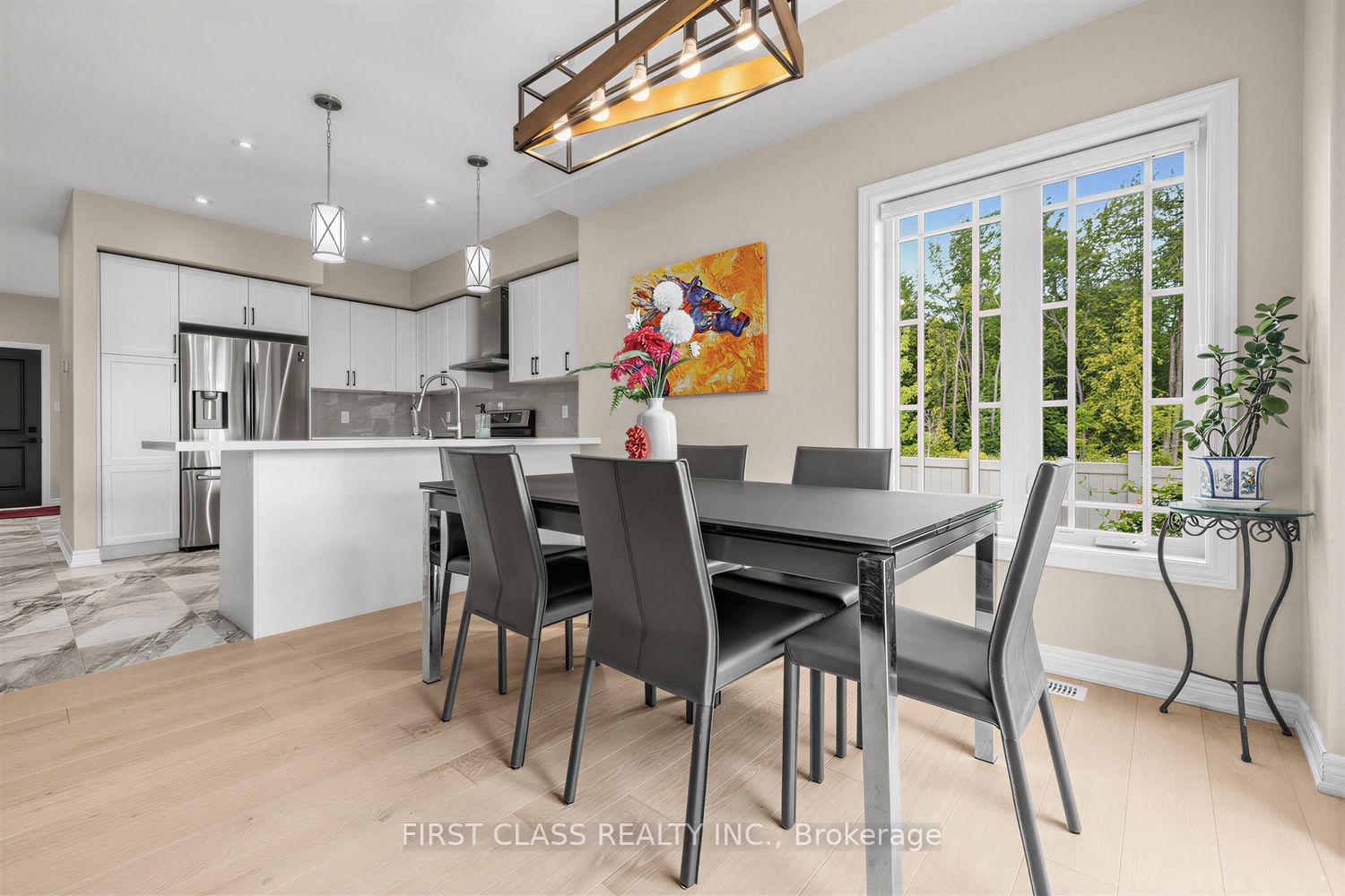 Photo 12 of 2 Pennell Drive, Barrie, Ardagh — HOMEH