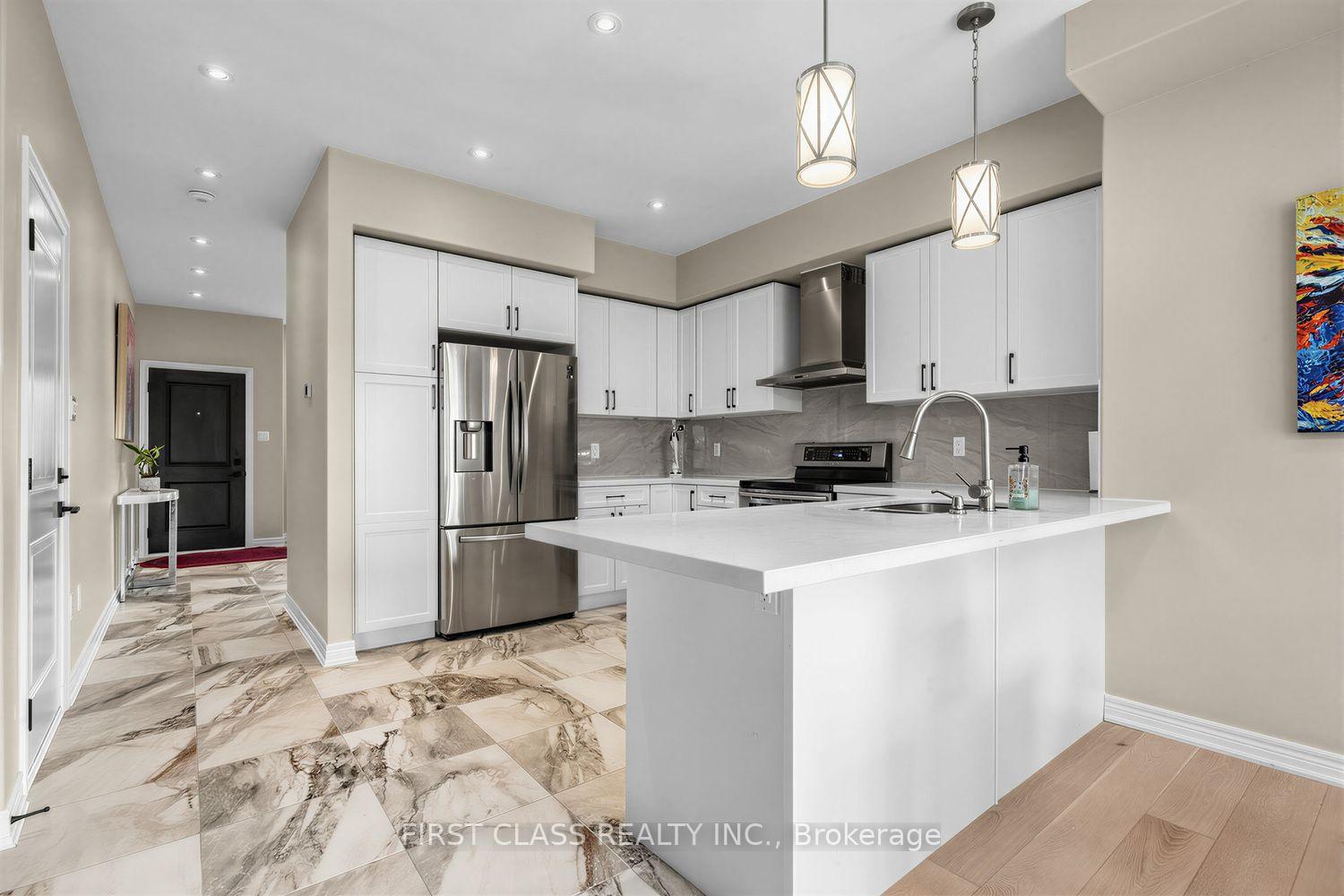 Photo 13 of 2 Pennell Drive, Barrie, Ardagh — HOMEH