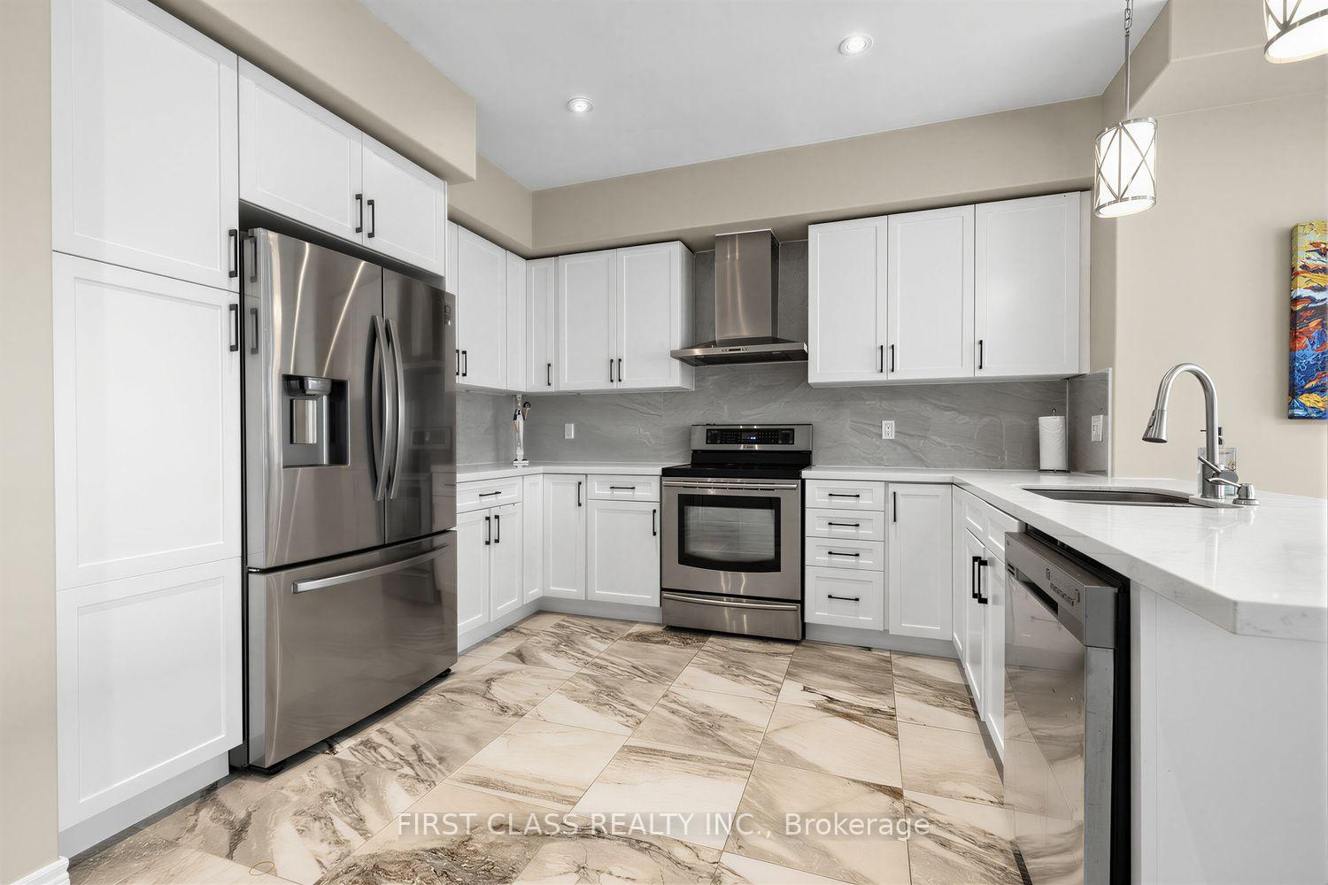 Photo 16 of 2 Pennell Drive, Barrie, Ardagh — HOMEH