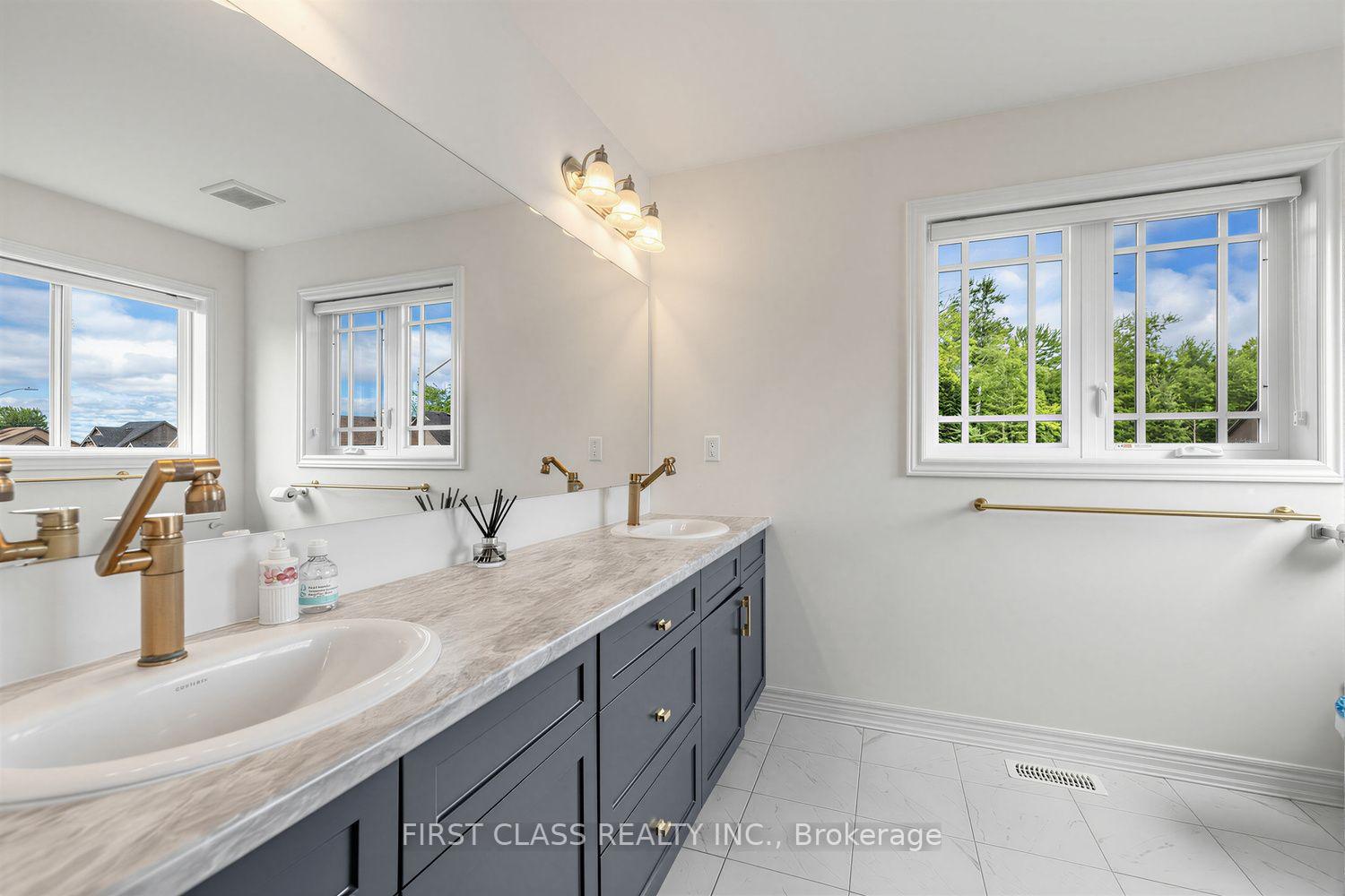 Photo 22 of 2 Pennell Drive, Barrie, Ardagh — HOMEH