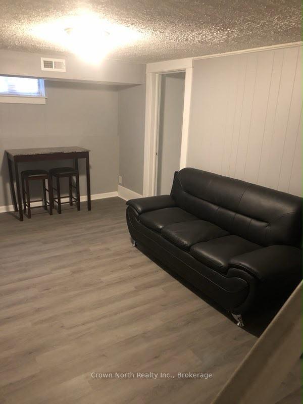 Photo 25 of 606 Hoskin Avenue, Oshawa, Donevan — HOMEH