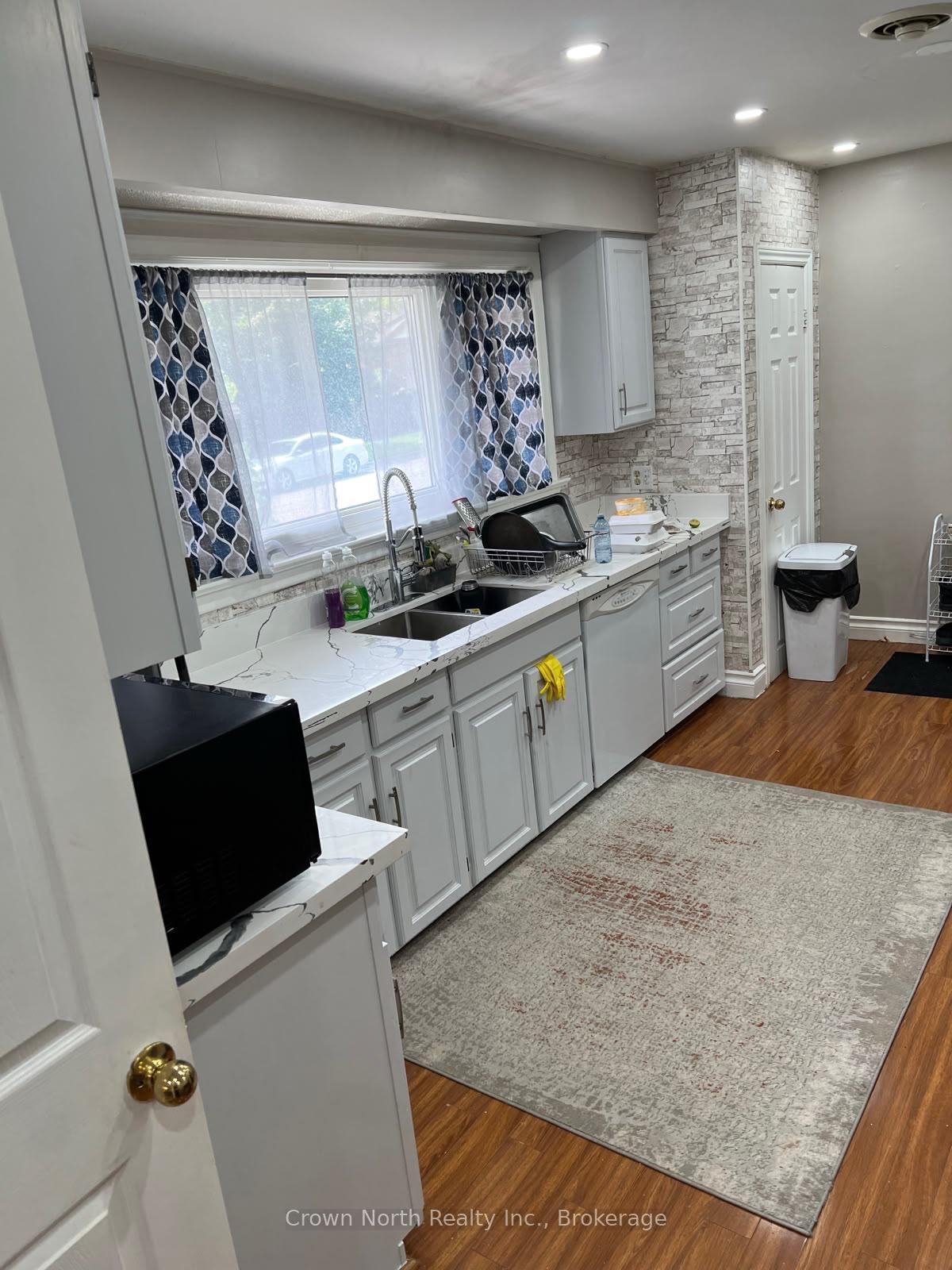 Photo 30 of 606 Hoskin Avenue, Oshawa, Donevan — HOMEH