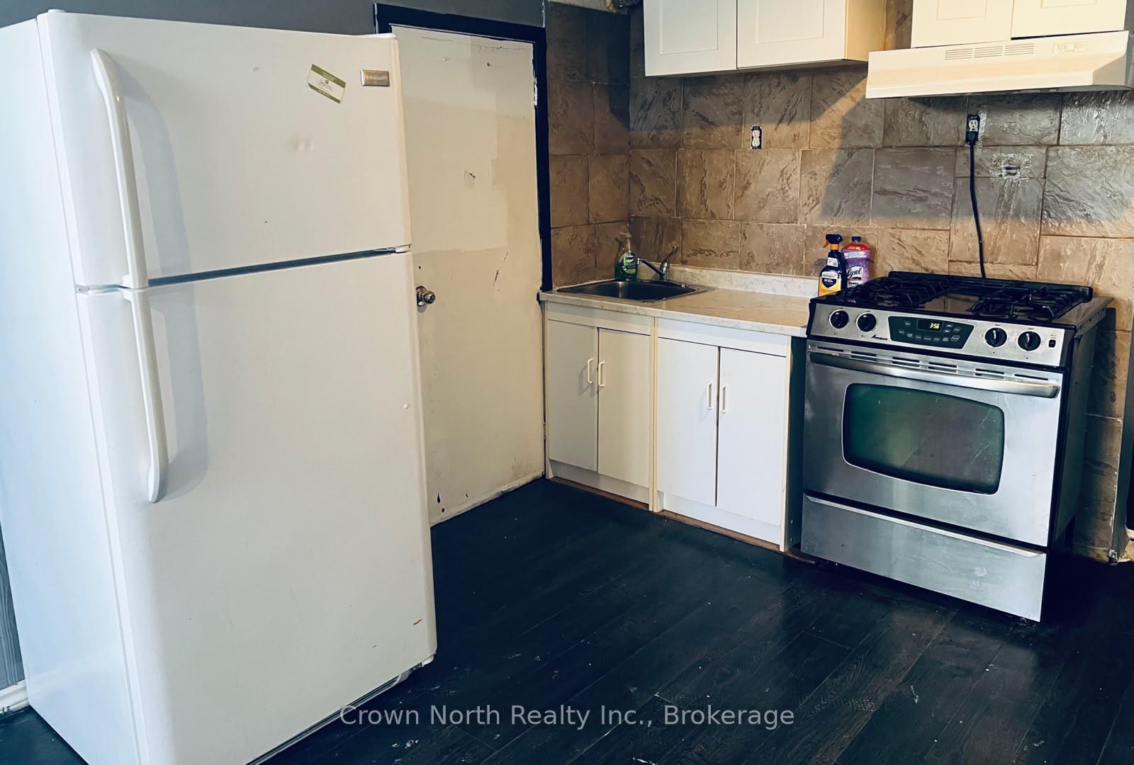 Photo 36 of 606 Hoskin Avenue, Oshawa, Donevan — HOMEH