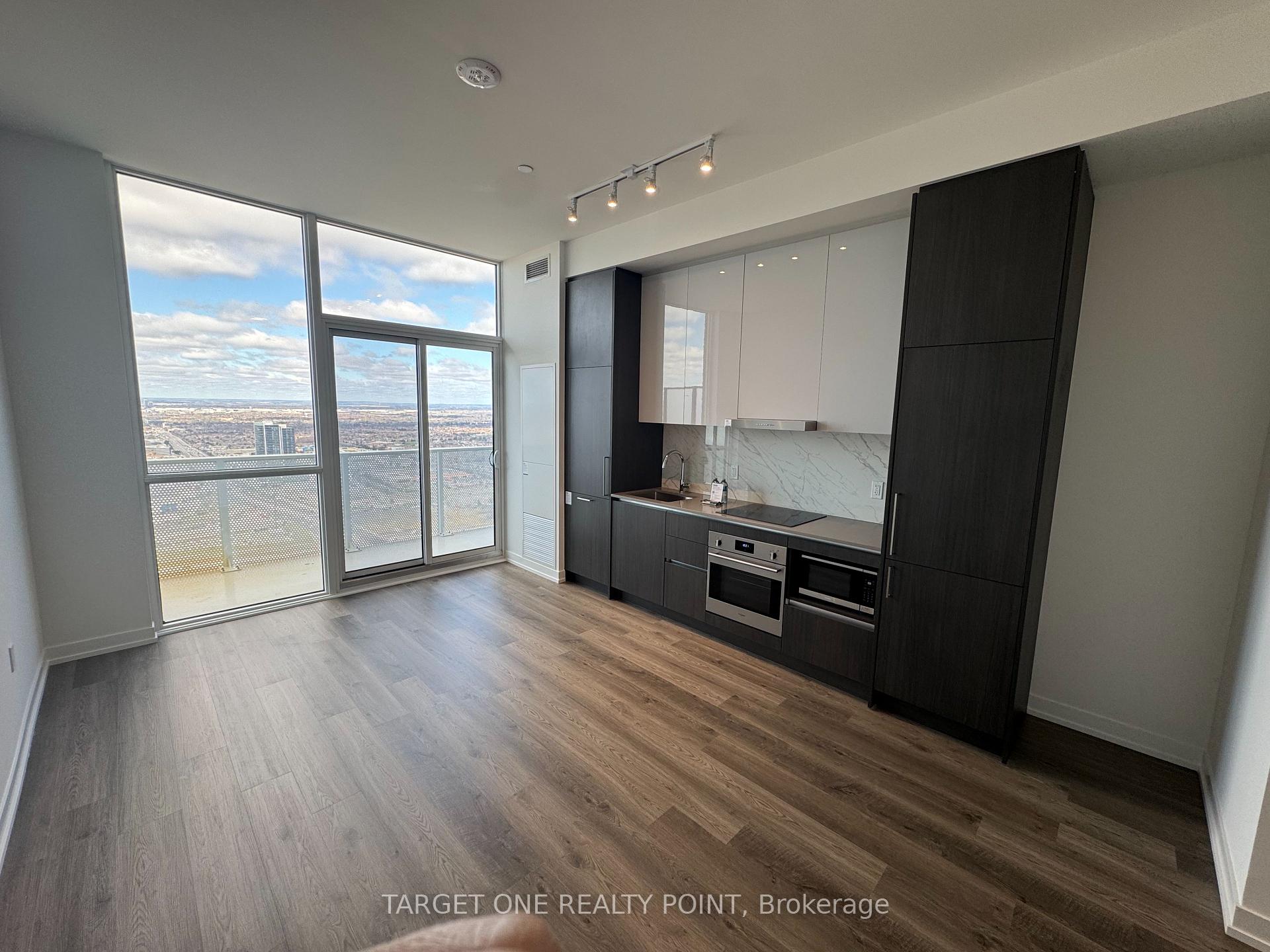 Photo 4 of Unit PH108, 195 Commerce Street, Vaughan, Vaughan Corporate Centre — HOMEH