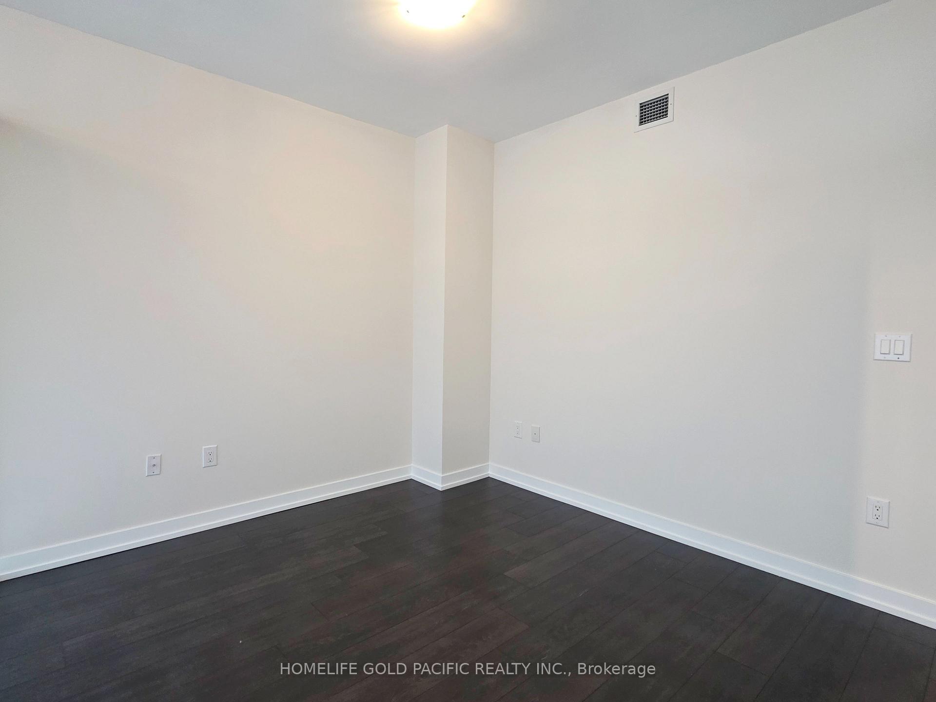 Photo 11 of Unit 3901, 426 University Avenue, Toronto, Kensington-Chinatown — HOMEH
