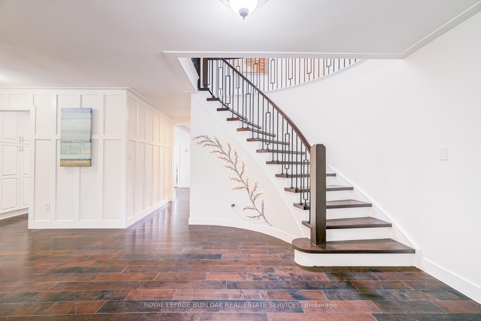 Photo 19 of 181 Golf Links Road, Hamilton, Ancaster — HOMEH