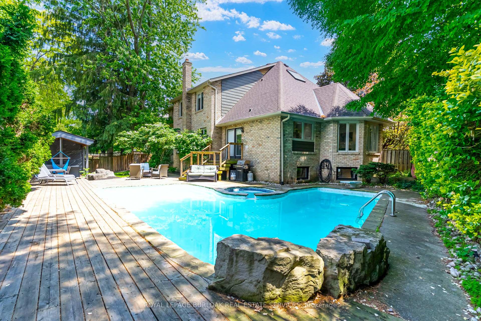 Photo 38 of 181 Golf Links Road, Hamilton, Ancaster — HOMEH