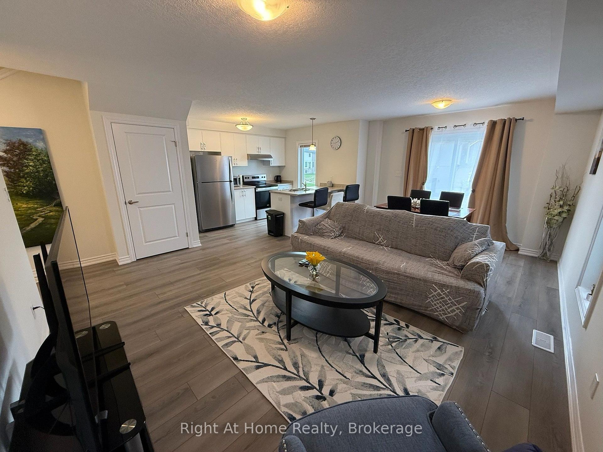 Photo 4 of Unit Upper, 217 Benninger Drive, Kitchener — HOMEH