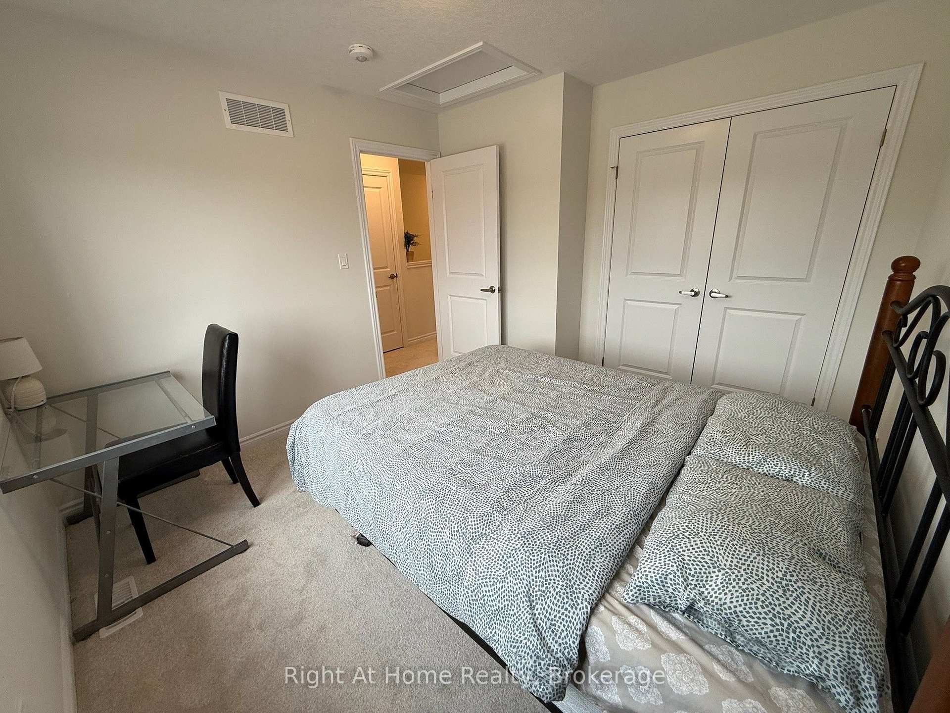 Photo 12 of Unit Upper, 217 Benninger Drive, Kitchener — HOMEH