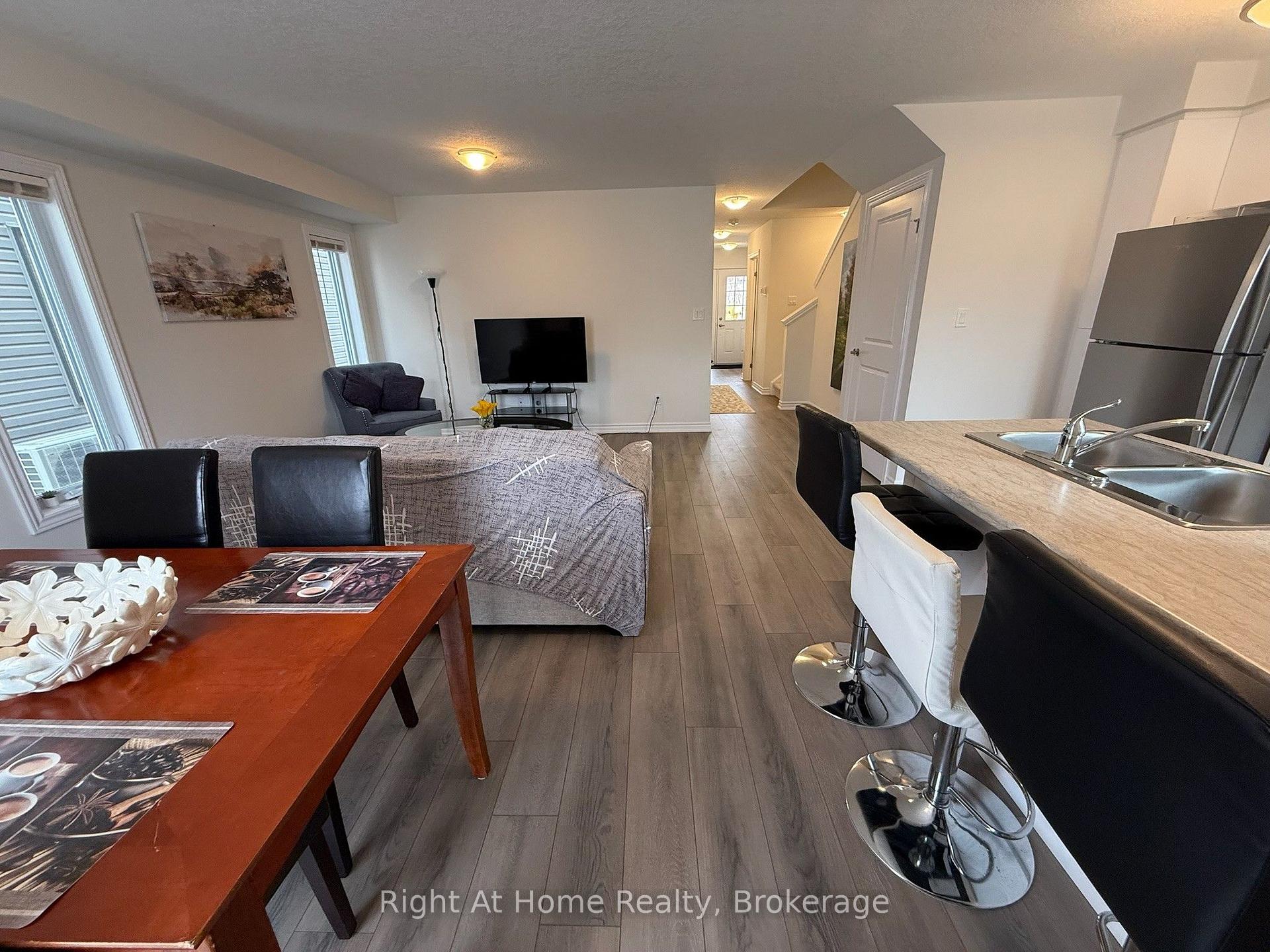 Photo 19 of Unit Upper, 217 Benninger Drive, Kitchener — HOMEH
