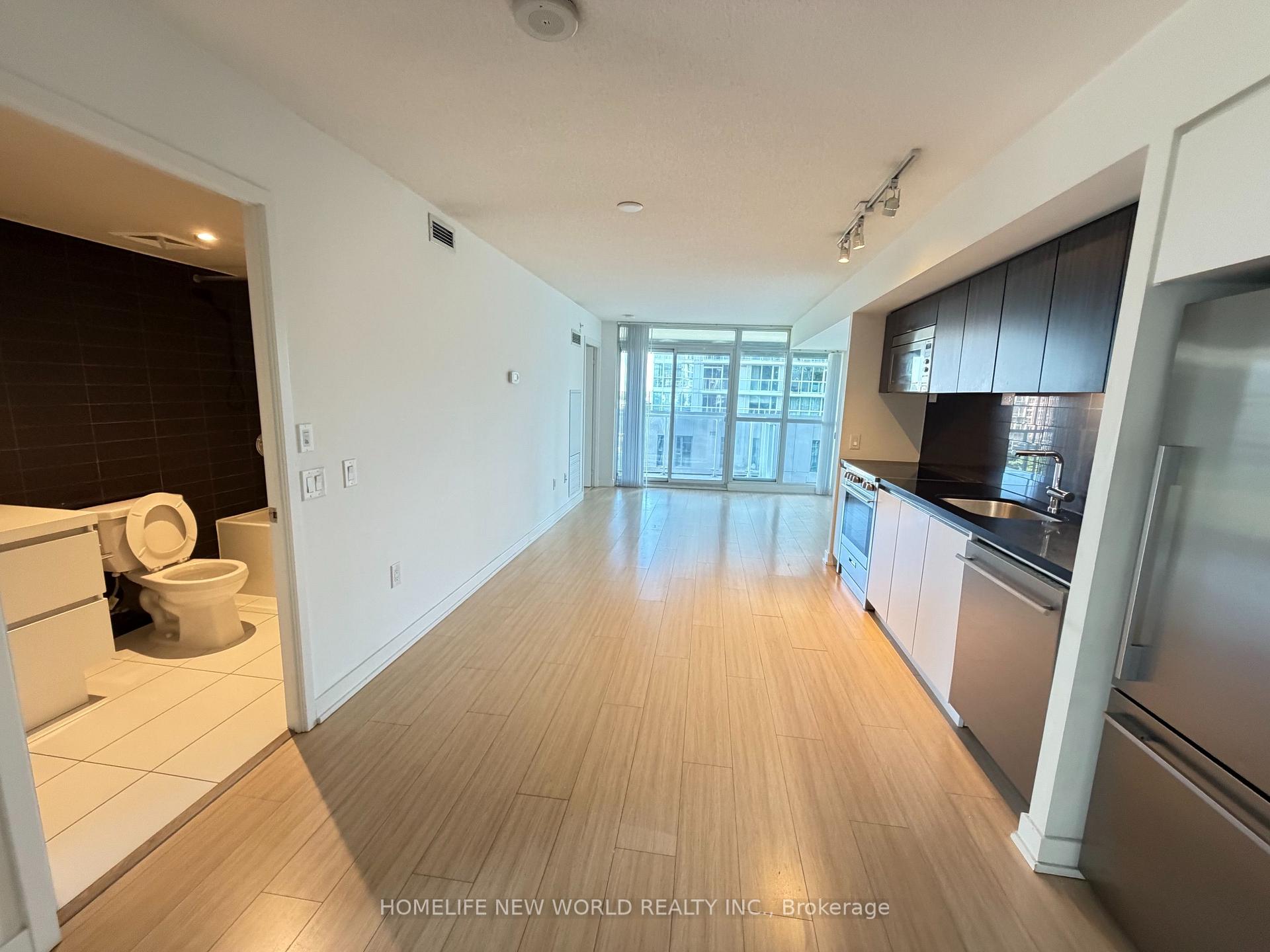 Photo 8 of Unit 721, 85 Queens Wharf Road, Toronto, Waterfront Communities — HOMEH