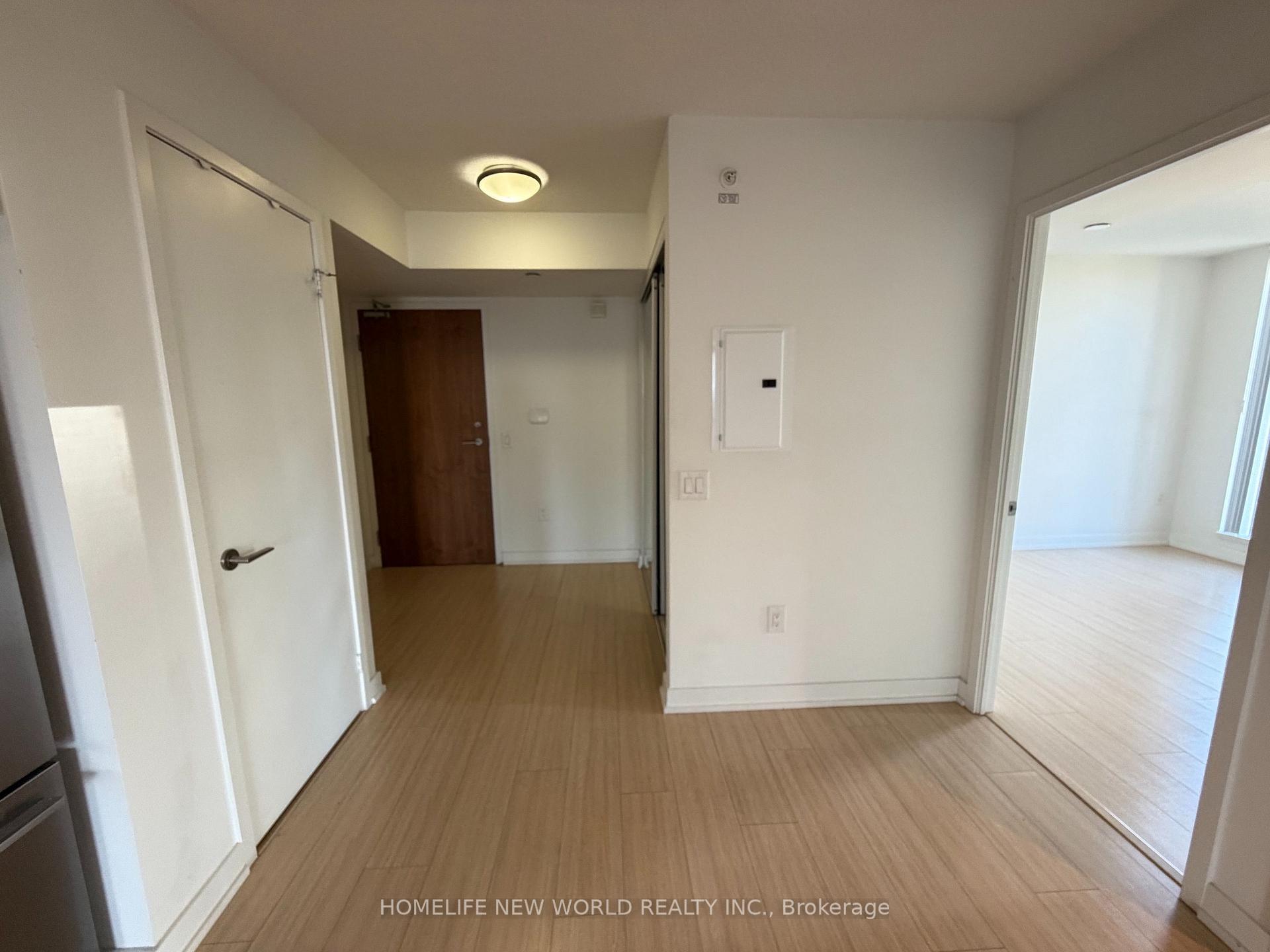Photo 13 of Unit 721, 85 Queens Wharf Road, Toronto, Waterfront Communities — HOMEH