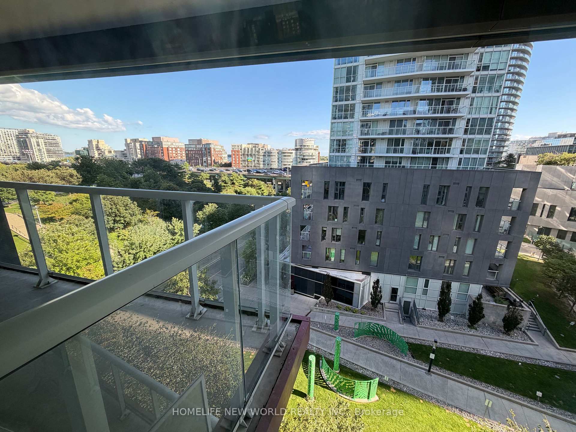 Photo 14 of Unit 721, 85 Queens Wharf Road, Toronto, Waterfront Communities — HOMEH