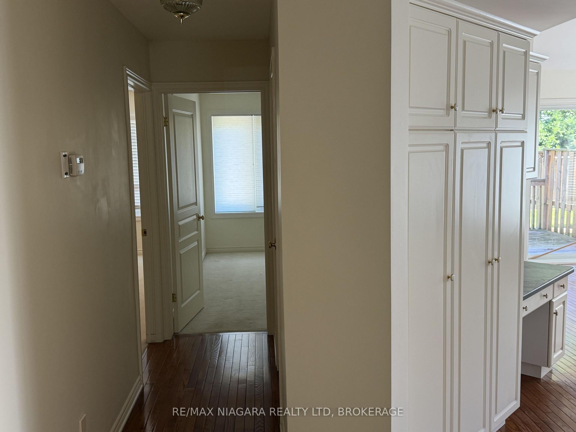 Photo 7 of Unit 19, 3516 Main Street, Niagara Falls, Chippawa — HOMEH