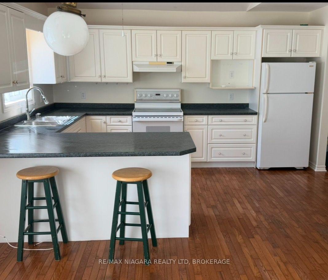 Photo 10 of Unit 19, 3516 Main Street, Niagara Falls, Chippawa — HOMEH