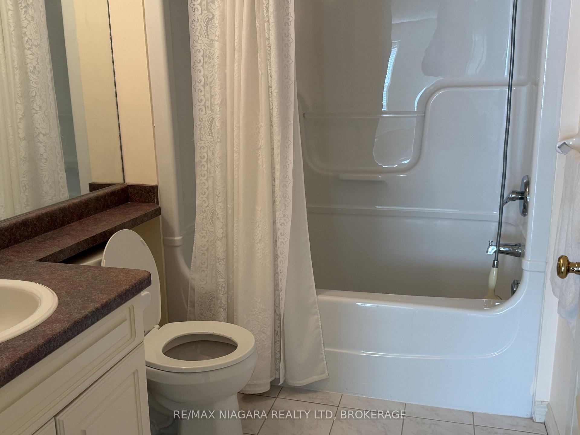 Photo 12 of Unit 19, 3516 Main Street, Niagara Falls, Chippawa — HOMEH
