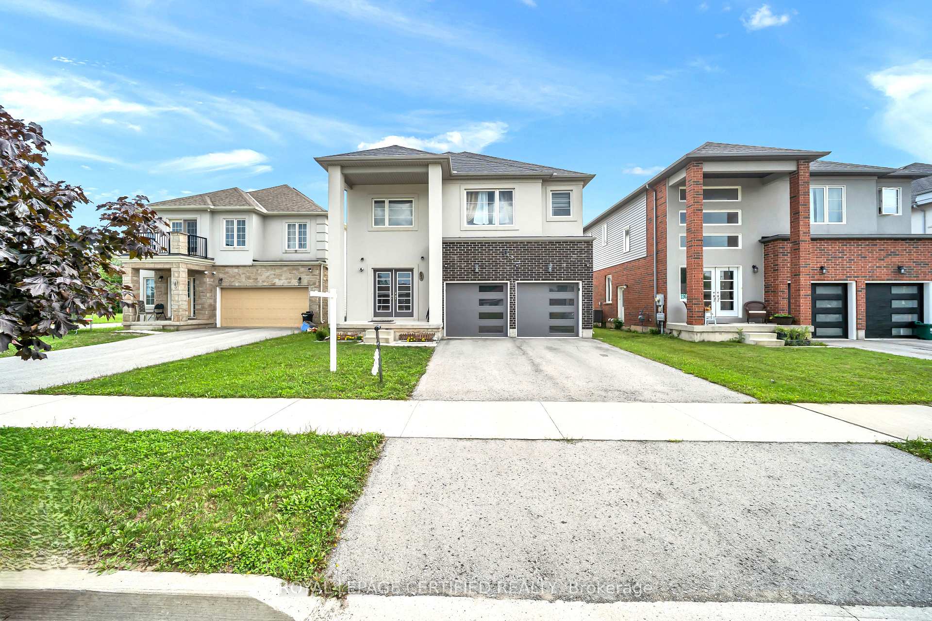 Photo 1 of 204 Mccabe Avenue, Welland, Lincoln/Crowland — HOMEH
