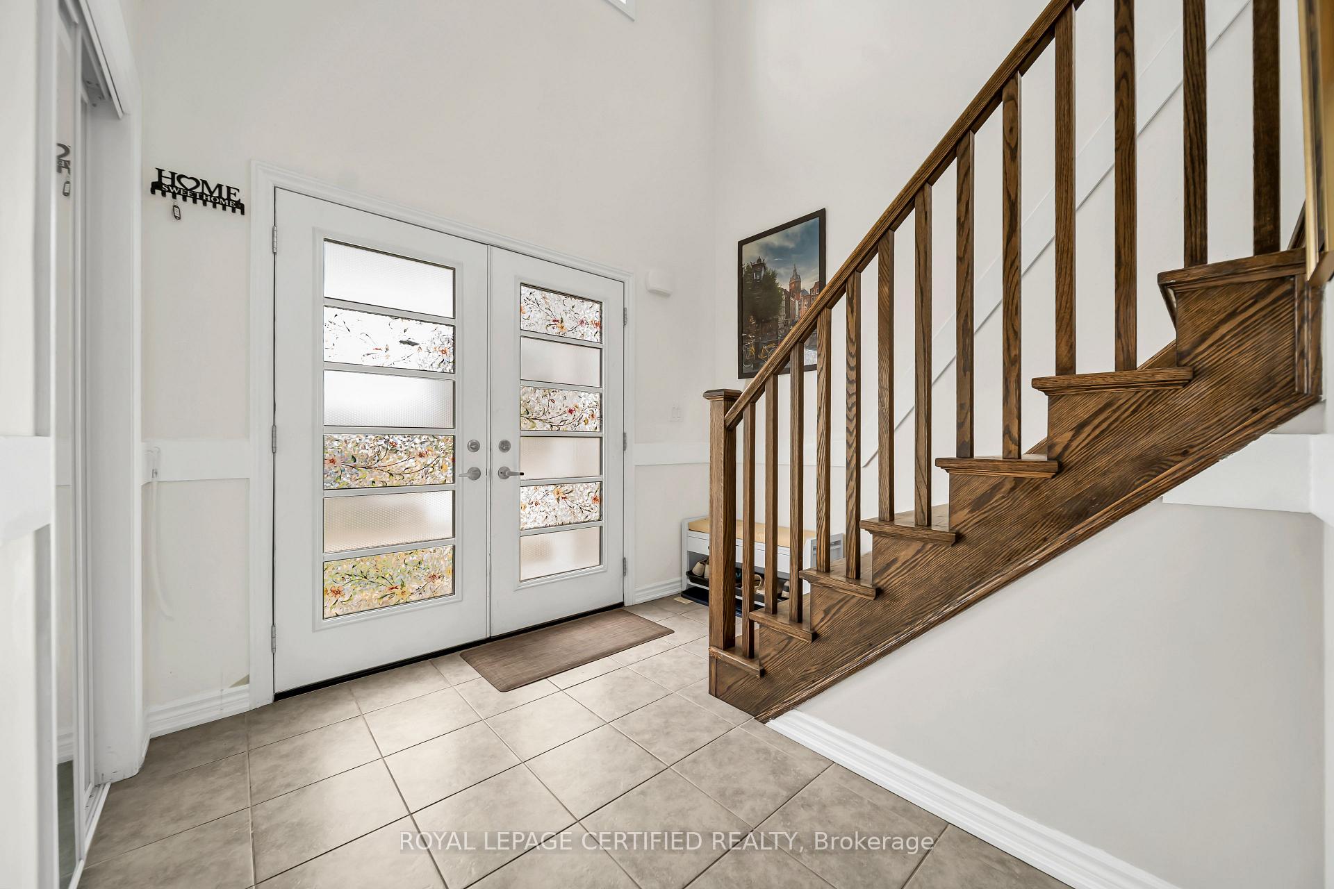 Photo 5 of 204 Mccabe Avenue, Welland, Lincoln/Crowland — HOMEH