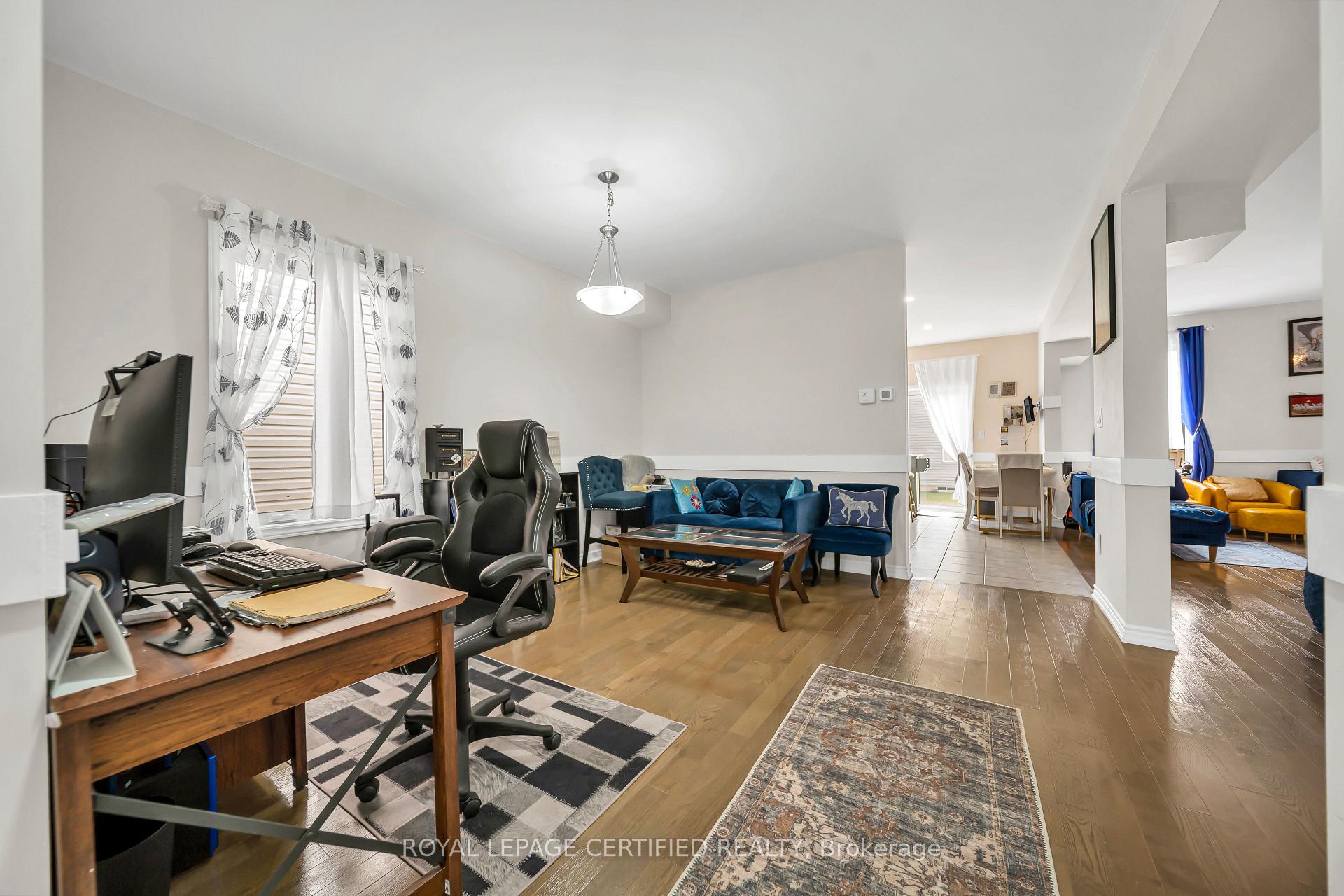Photo 9 of 204 Mccabe Avenue, Welland, Lincoln/Crowland — HOMEH