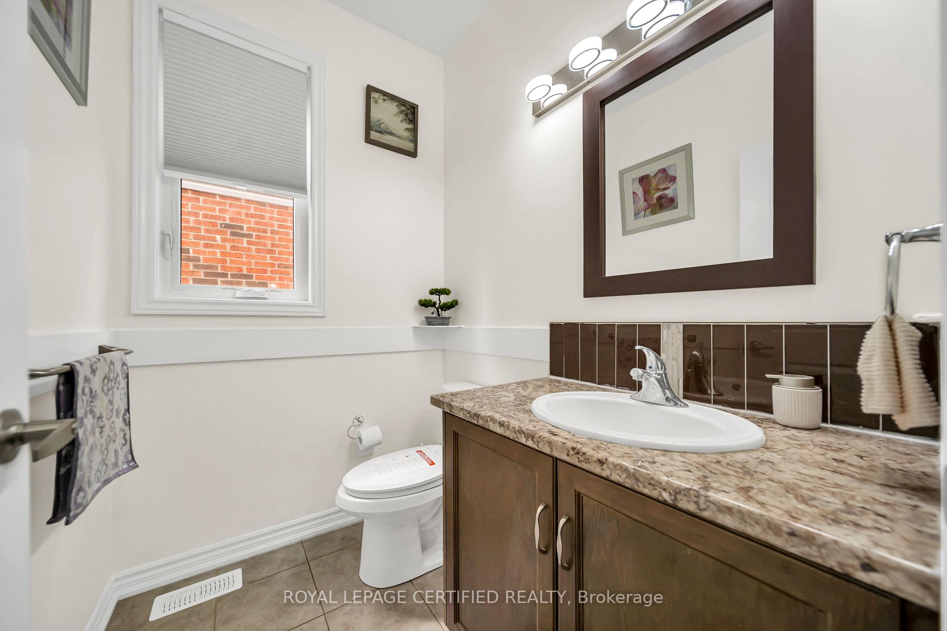 Photo 14 of 204 Mccabe Avenue, Welland, Lincoln/Crowland — HOMEH