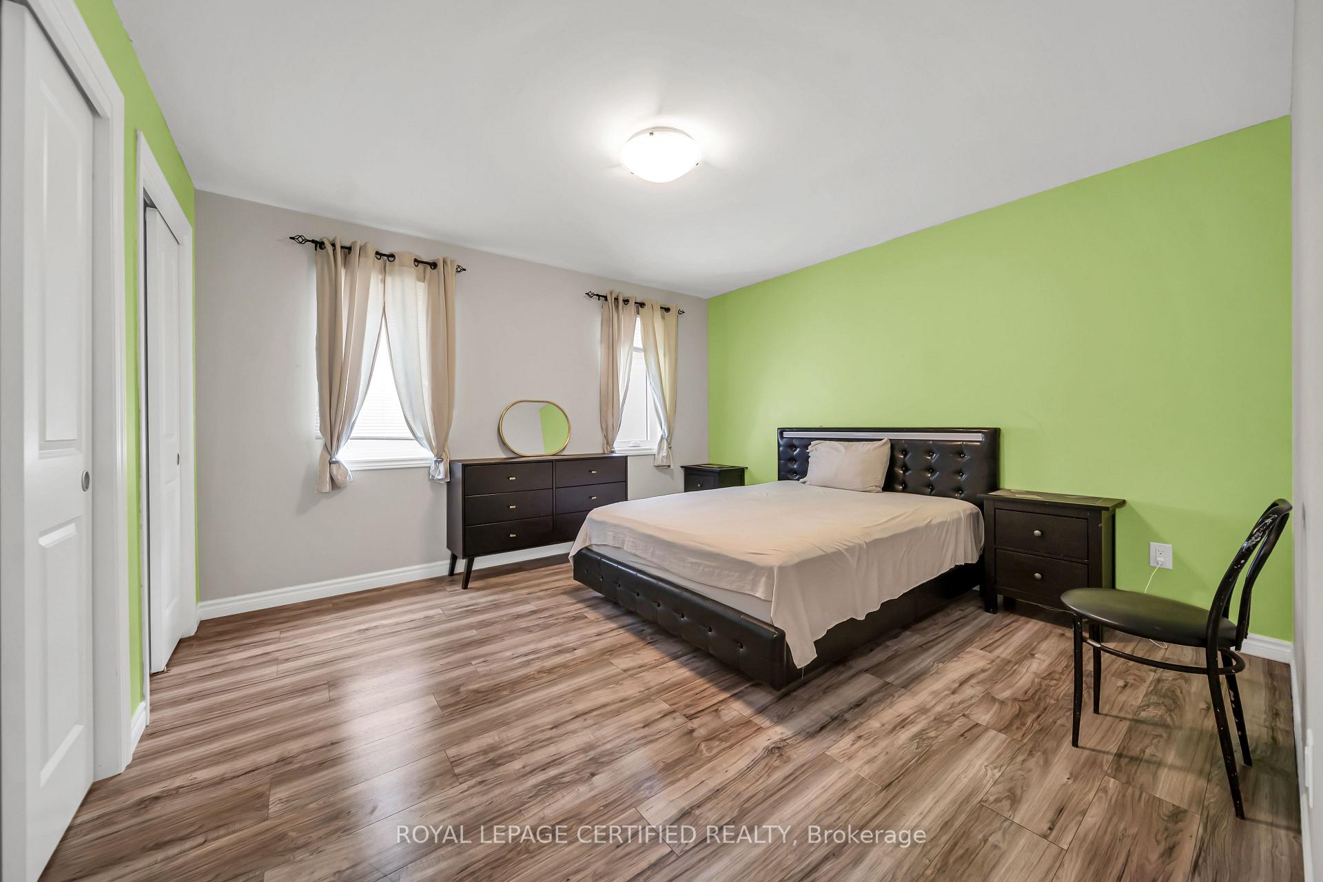 Photo 28 of 204 Mccabe Avenue, Welland, Lincoln/Crowland — HOMEH