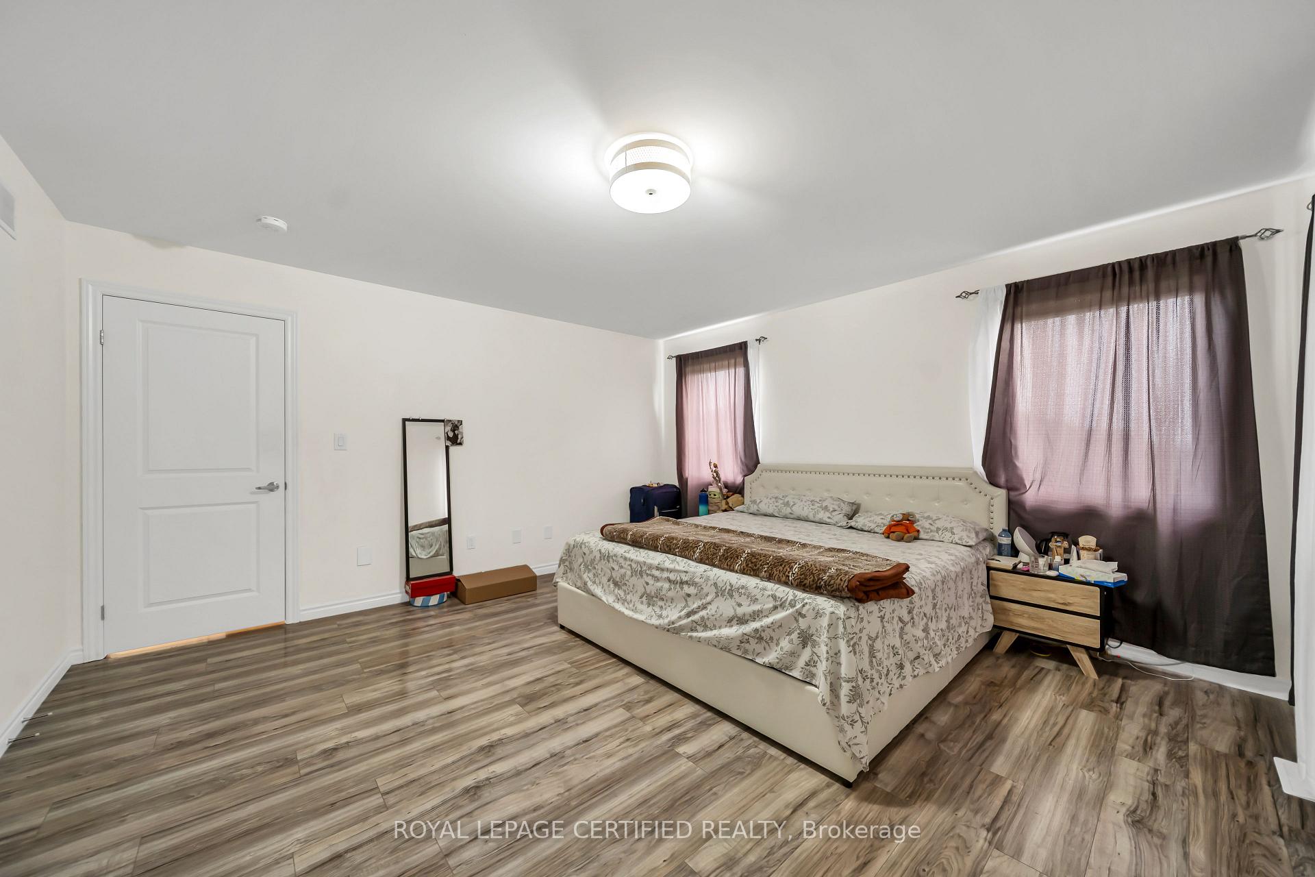 Photo 33 of 204 Mccabe Avenue, Welland, Lincoln/Crowland — HOMEH