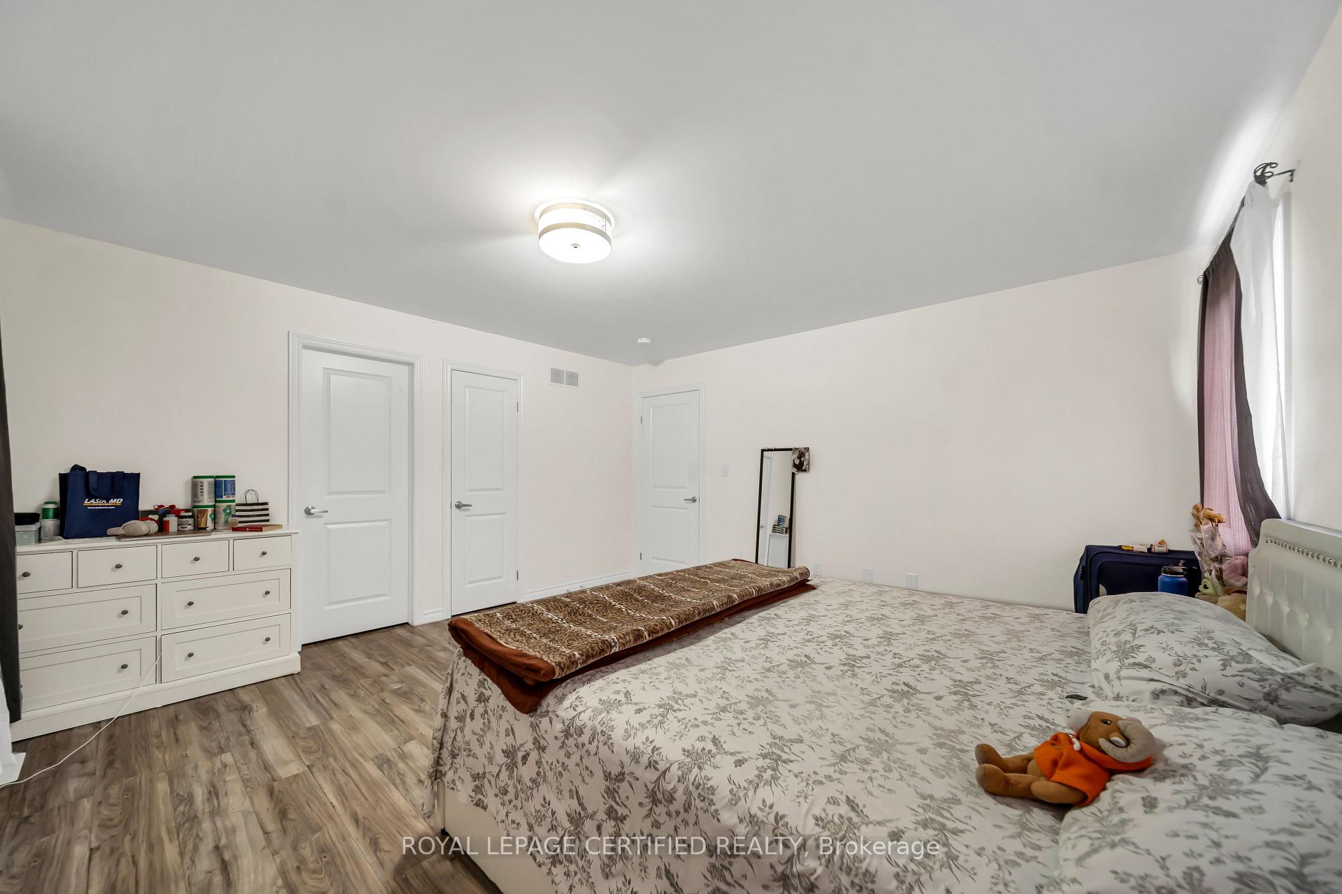 Photo 34 of 204 Mccabe Avenue, Welland, Lincoln/Crowland — HOMEH
