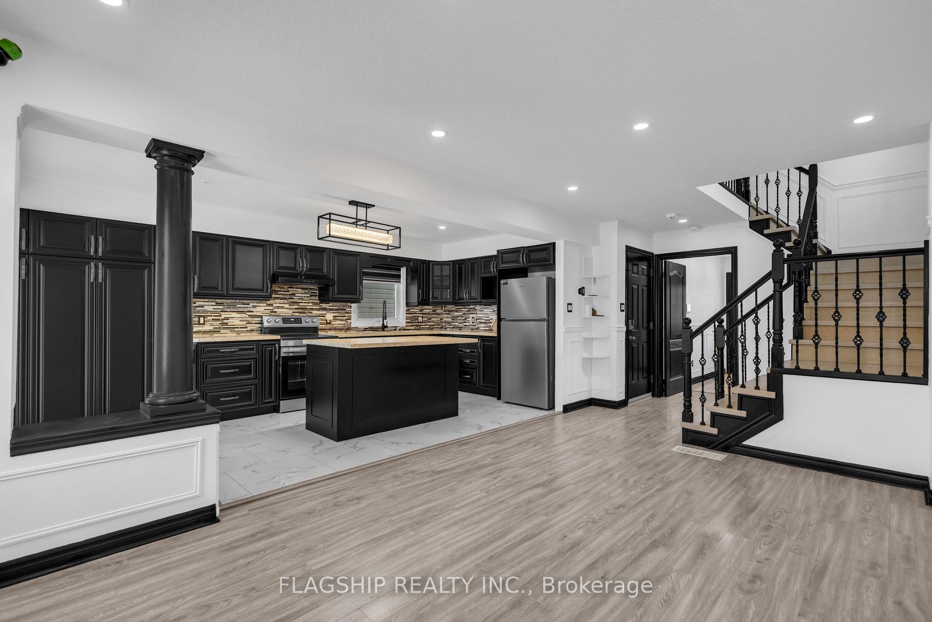 Photo 8 of 58 Dahlia Street, Kitchener, Larentian West — HOMEH