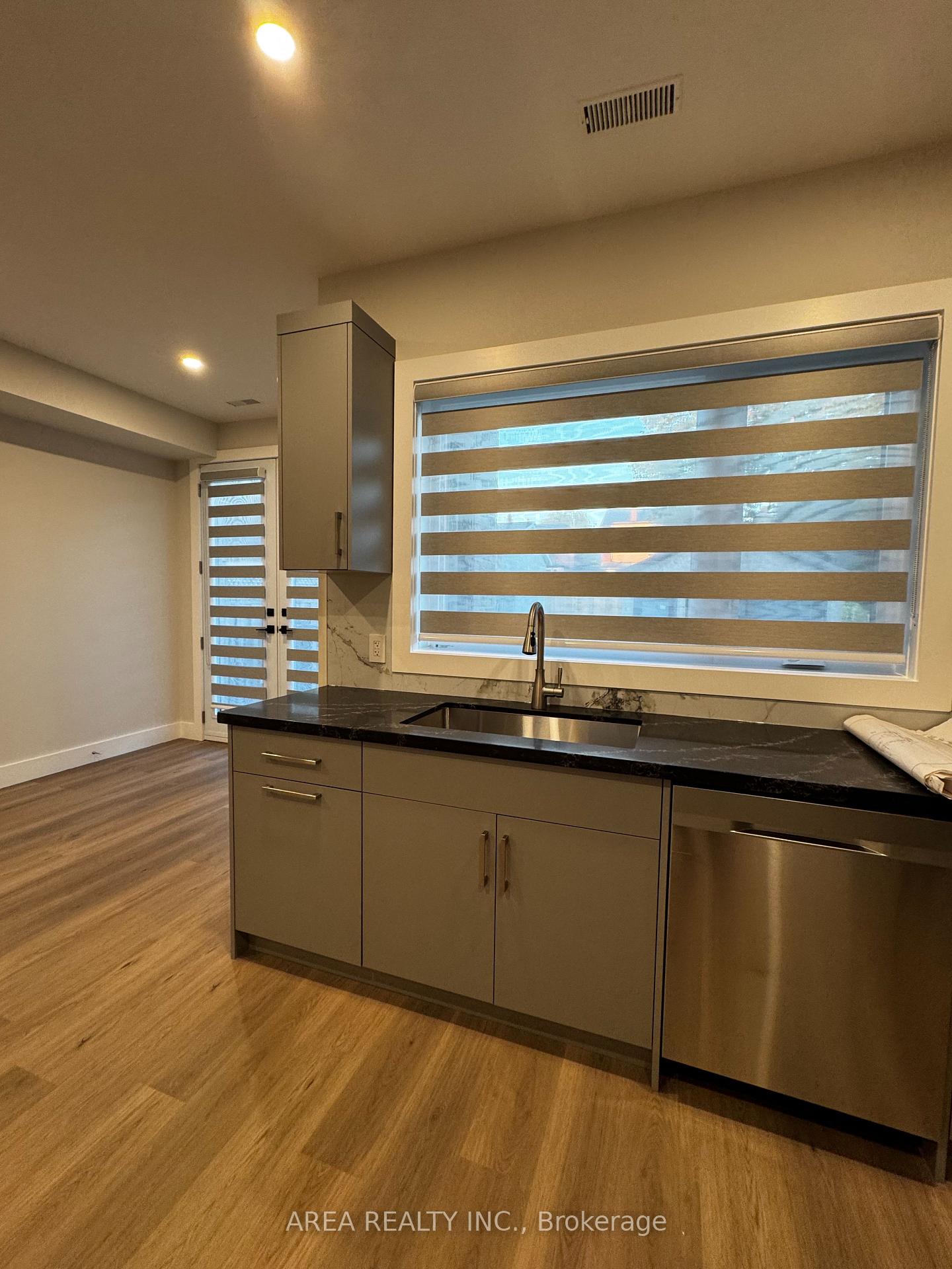 Photo 3 of Unit Main, 501 Northcliffe Boulevard, Toronto, Oakwood Village — HOMEH