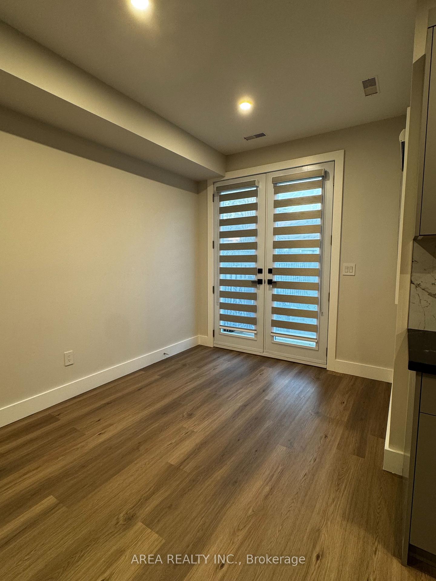 Photo 5 of Unit Main, 501 Northcliffe Boulevard, Toronto, Oakwood Village — HOMEH