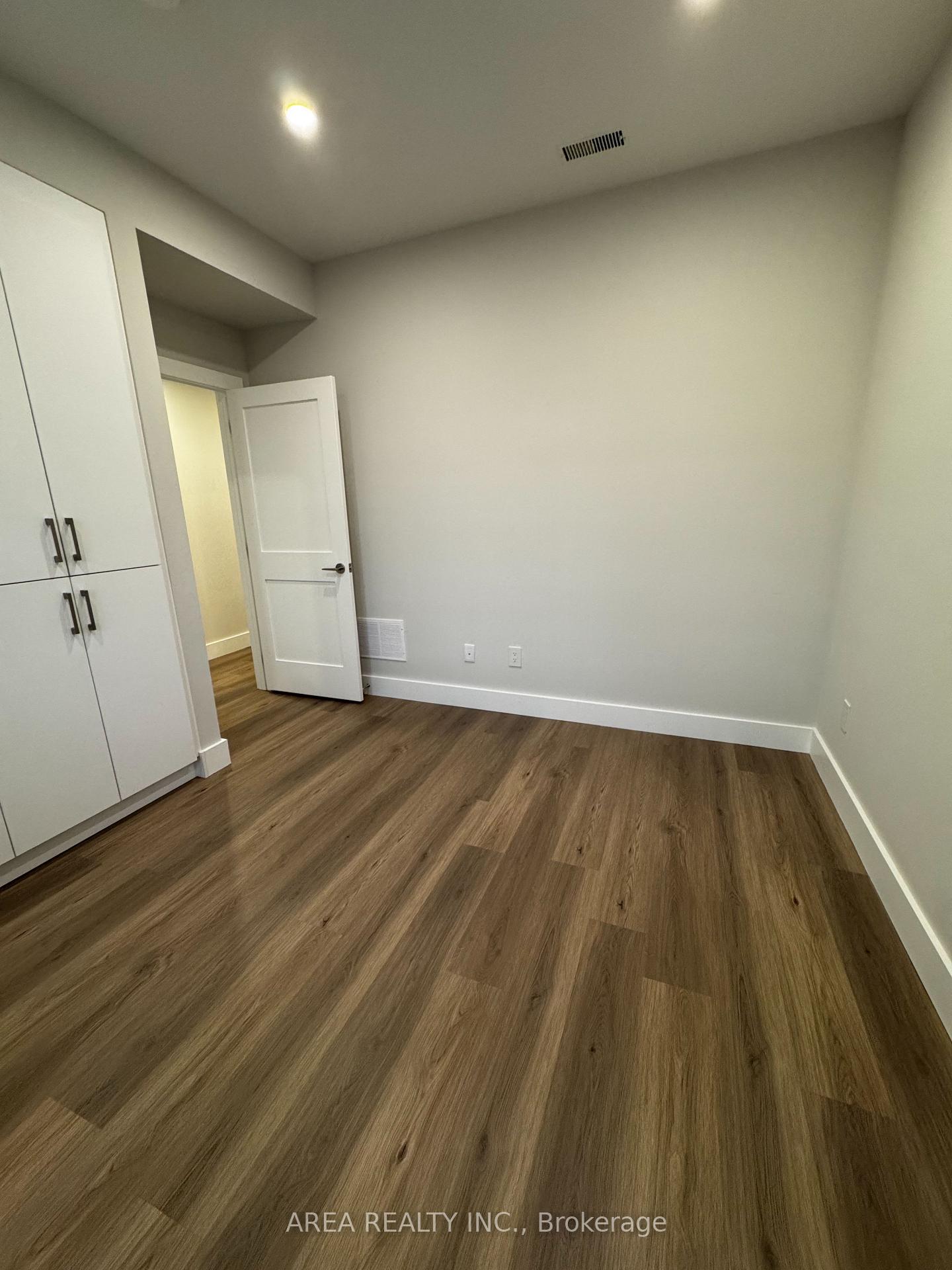 Photo 12 of Unit Main, 501 Northcliffe Boulevard, Toronto, Oakwood Village — HOMEH
