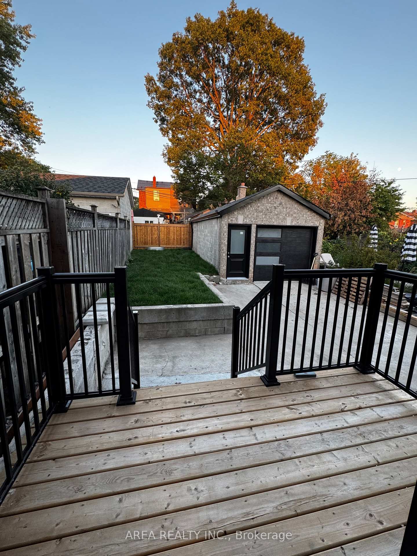 Photo 14 of Unit Main, 501 Northcliffe Boulevard, Toronto, Oakwood Village — HOMEH