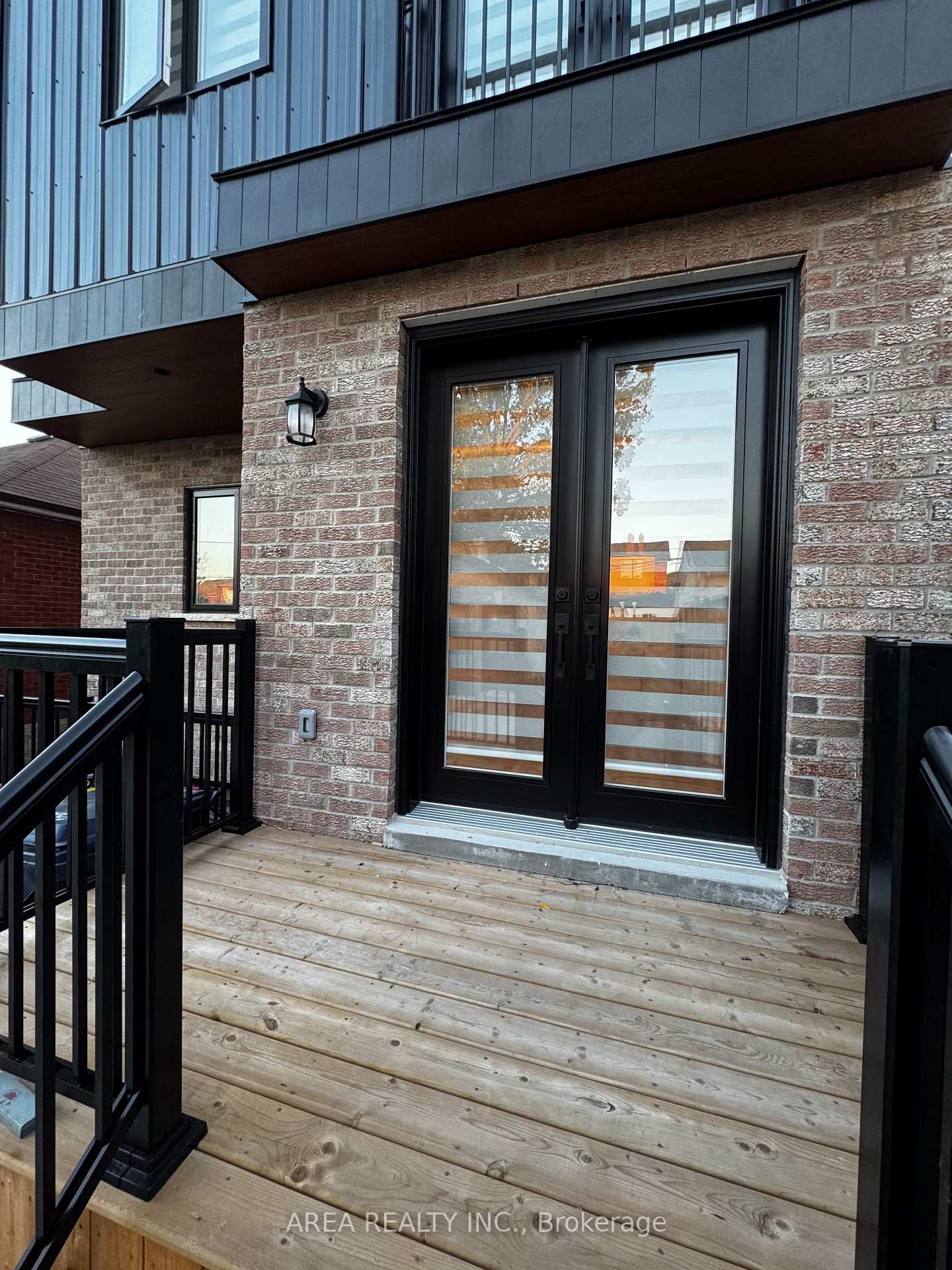 Photo 15 of Unit Main, 501 Northcliffe Boulevard, Toronto, Oakwood Village — HOMEH