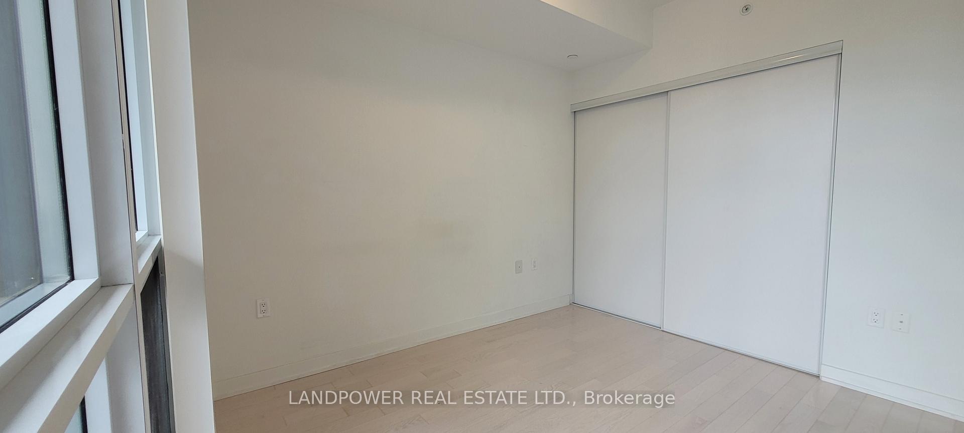Photo 8 of Unit 2707, 1 The Esplanade, Toronto, Waterfront Communities — HOMEH