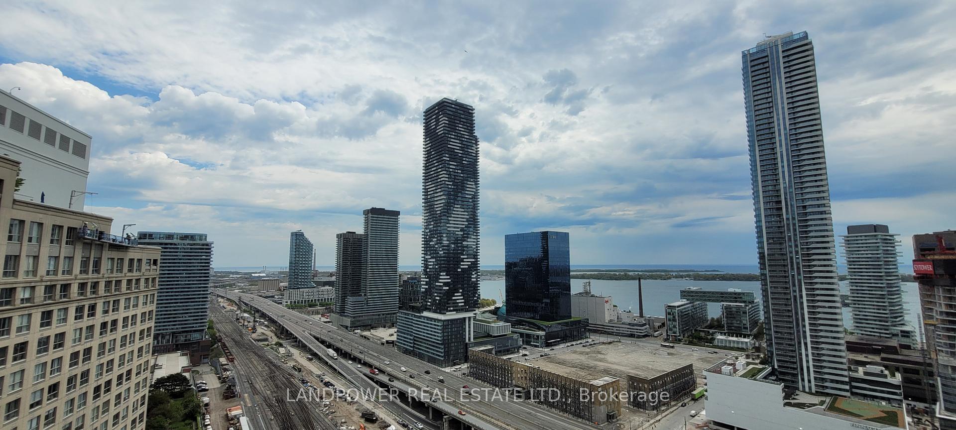 Photo 12 of Unit 2707, 1 The Esplanade, Toronto, Waterfront Communities — HOMEH