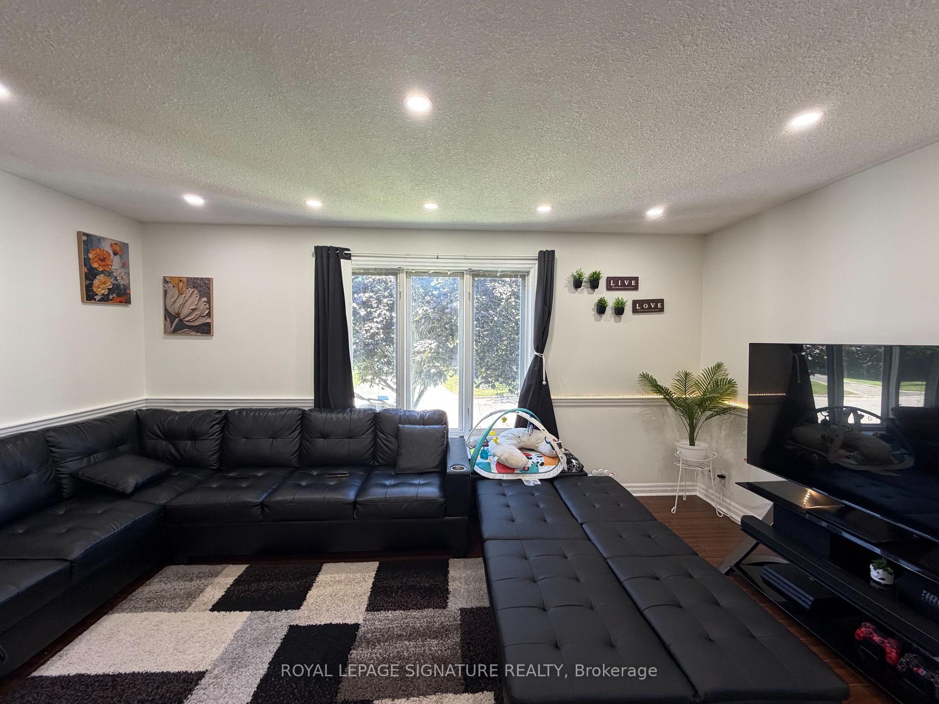 Photo 5 of 6 Stanmary Drive, St. Catharines, Fairview — HOMEH