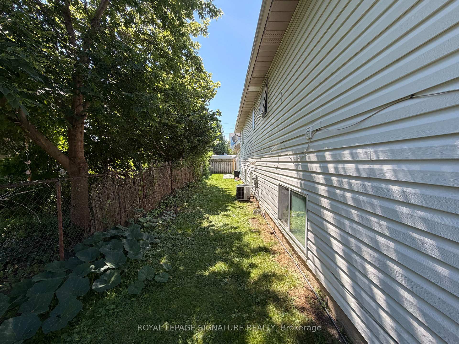 Photo 20 of 6 Stanmary Drive, St. Catharines, Fairview — HOMEH