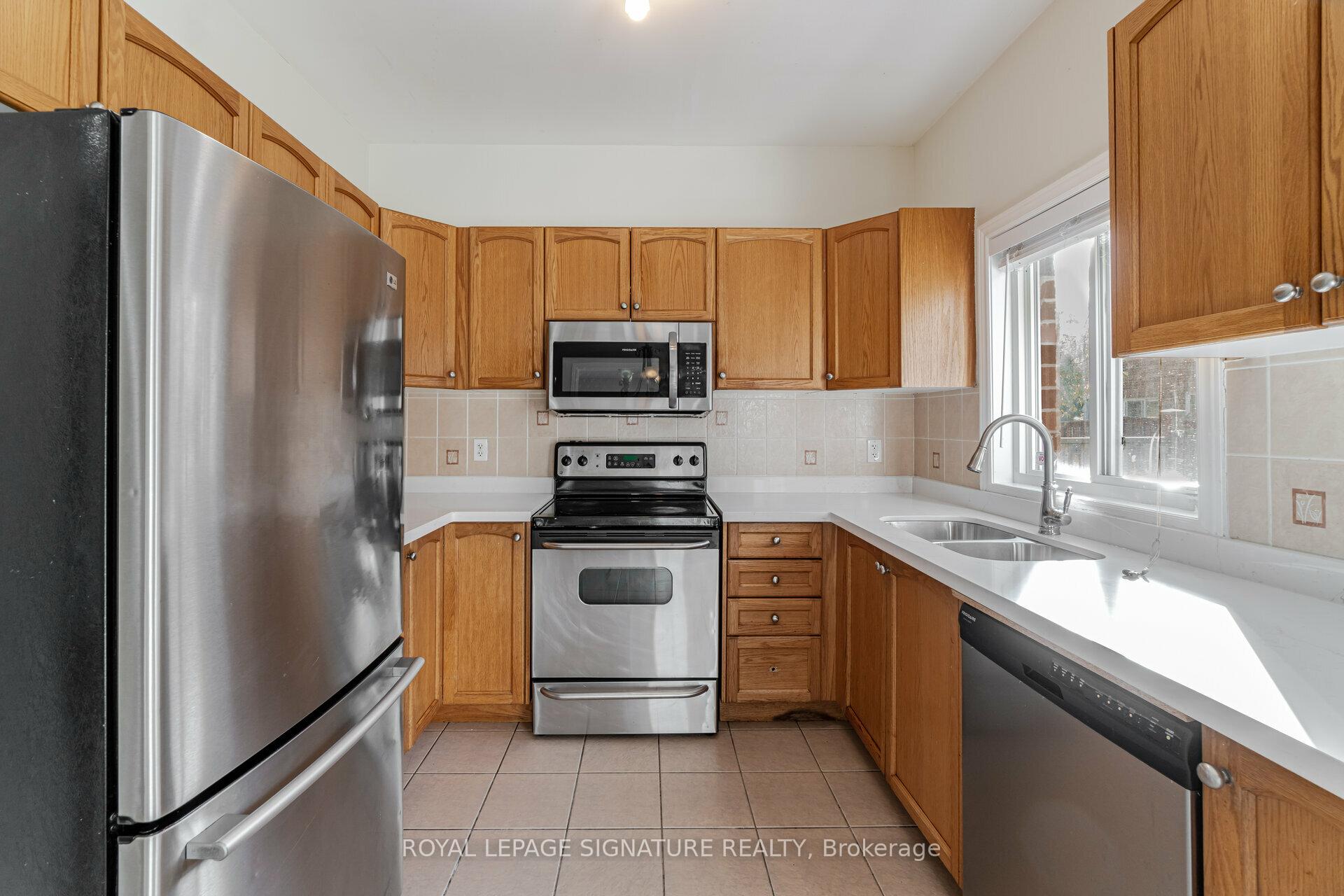 Photo 12 of 1015 Eager Road, Milton, Clarke — HOMEH