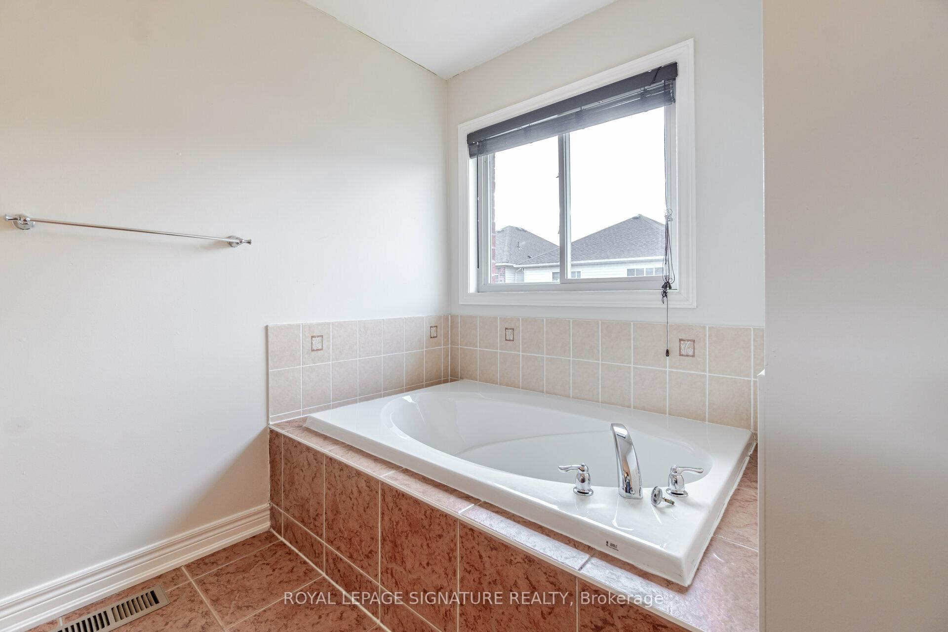Photo 25 of 1015 Eager Road, Milton, Clarke — HOMEH